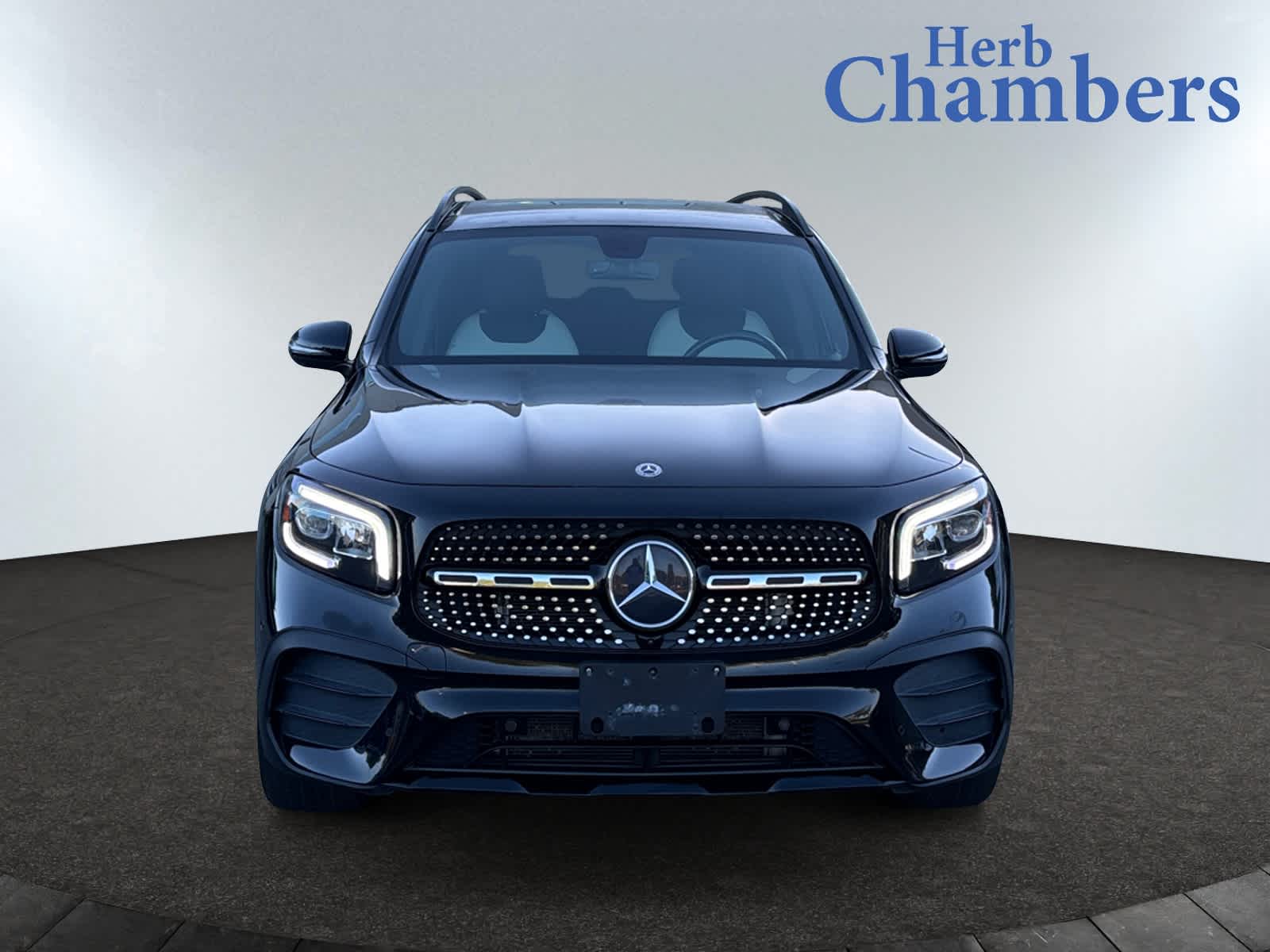 used 2021 Mercedes-Benz GLB 250 car, priced at $25,898