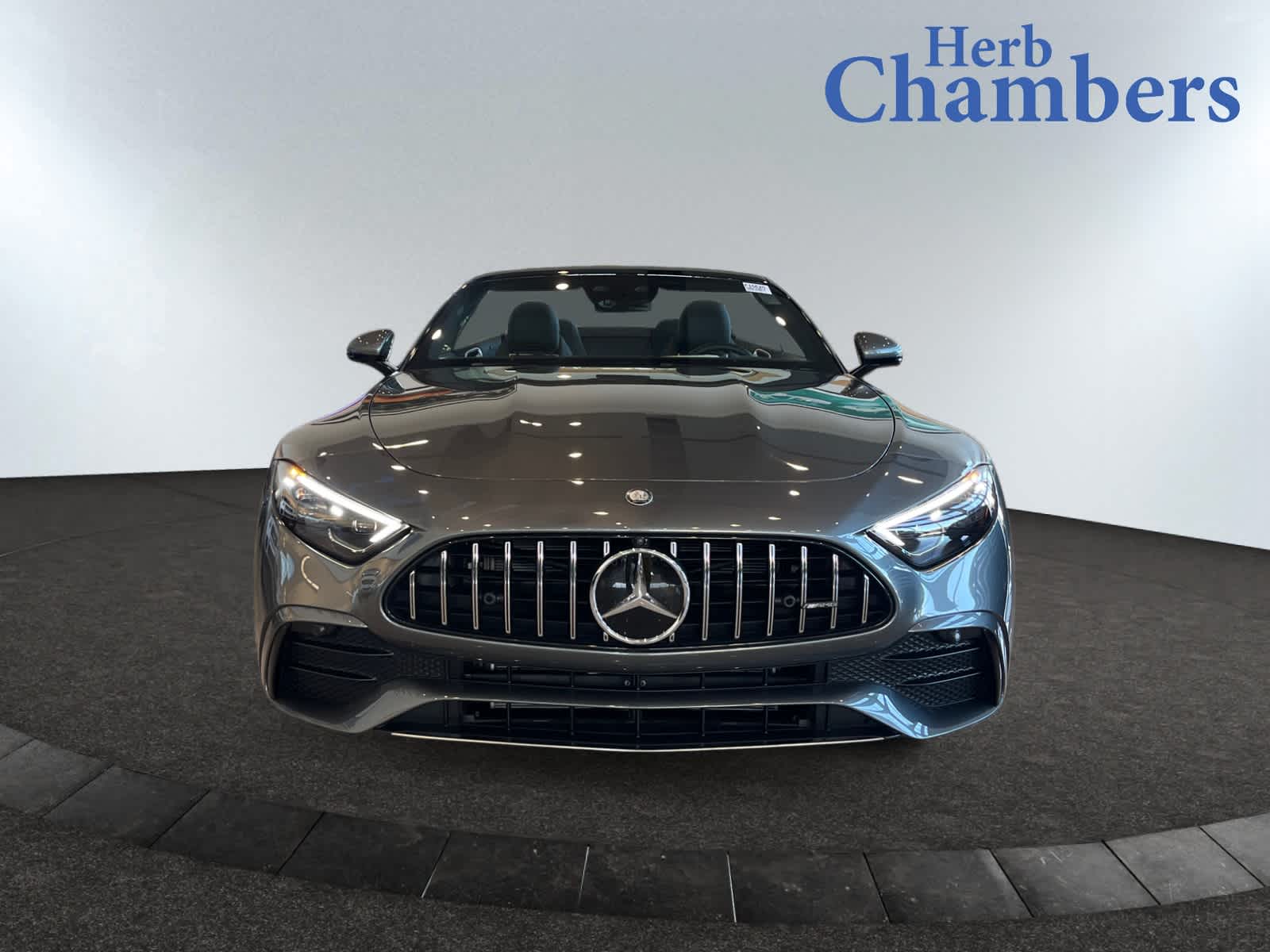 used 2024 Mercedes-Benz AMG SL 43 car, priced at $93,998