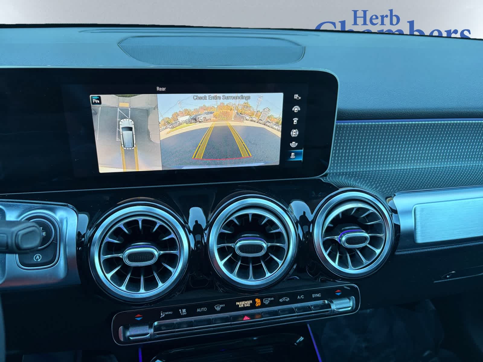 used 2021 Mercedes-Benz GLB 250 car, priced at $28,397