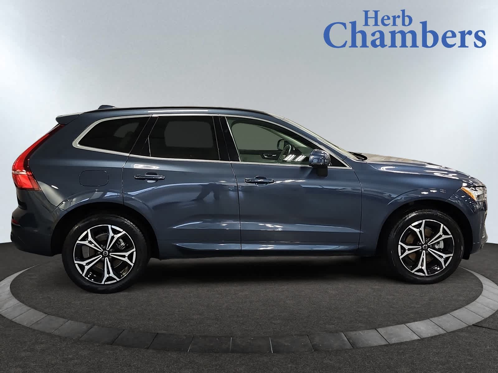 used 2022 Volvo XC60 car, priced at $30,096