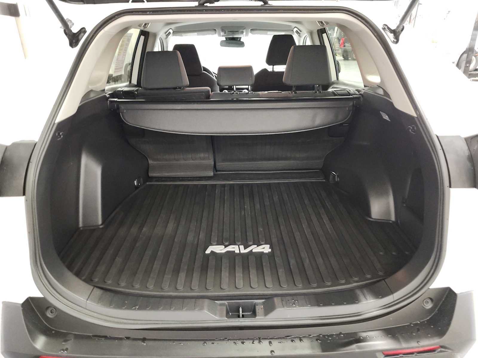 used 2021 Toyota RAV4 car, priced at $24,996