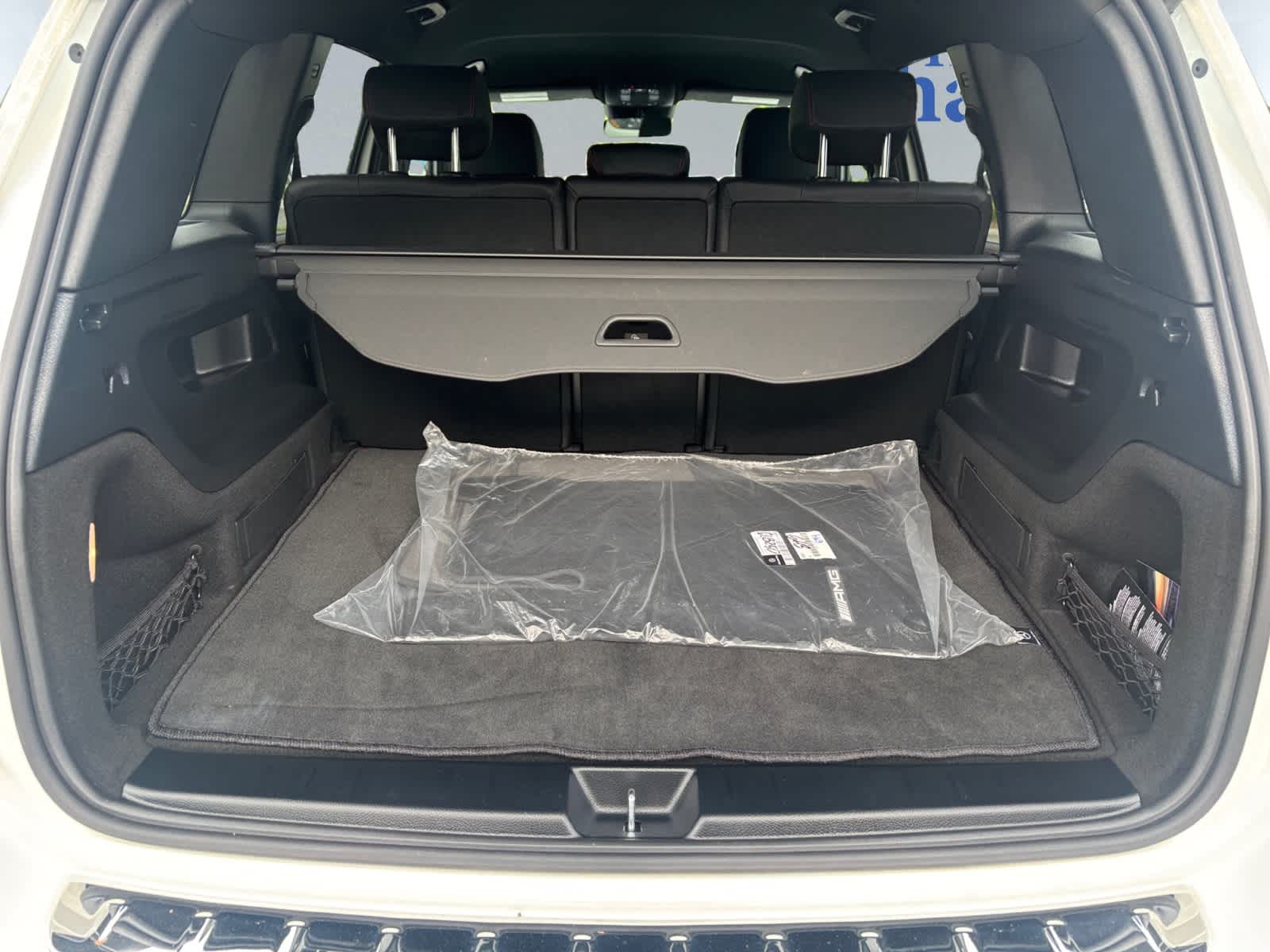 used 2025 Mercedes-Benz GLB 250 car, priced at $47,998