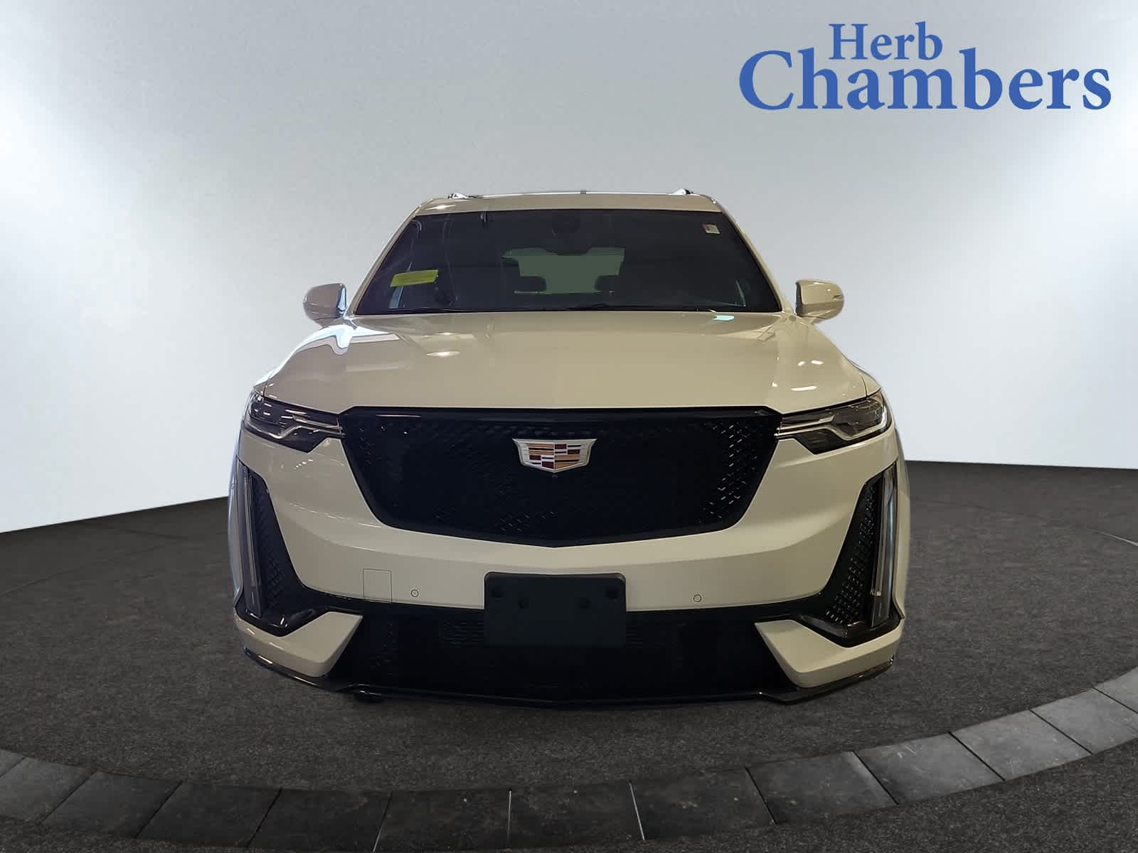 used 2021 Cadillac XT6 car, priced at $28,496