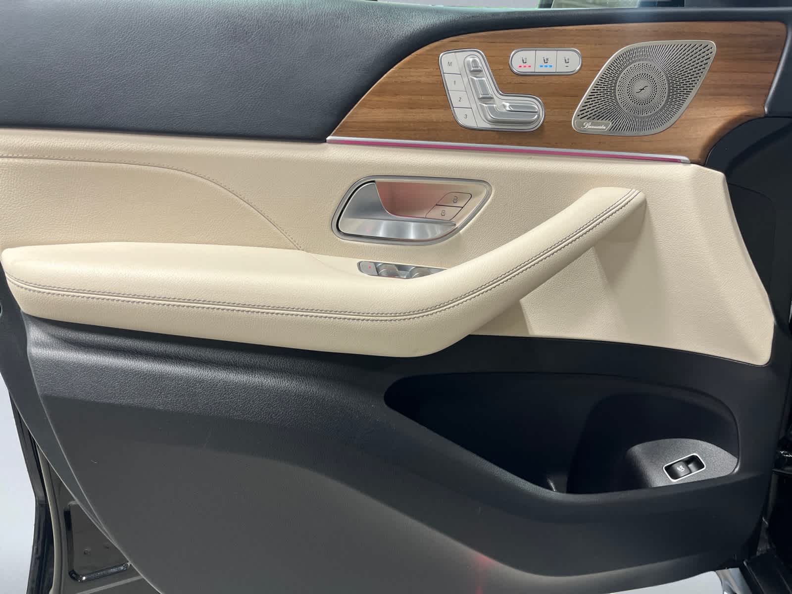 used 2023 Mercedes-Benz GLS 450 car, priced at $59,998