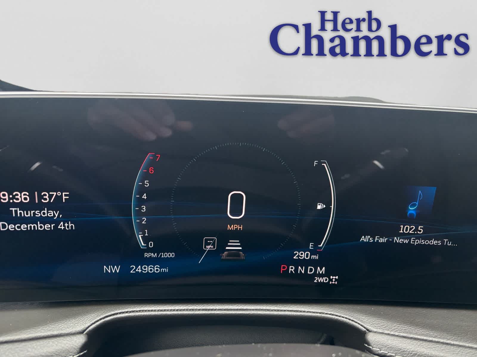 used 2024 Cadillac XT4 car, priced at $35,999