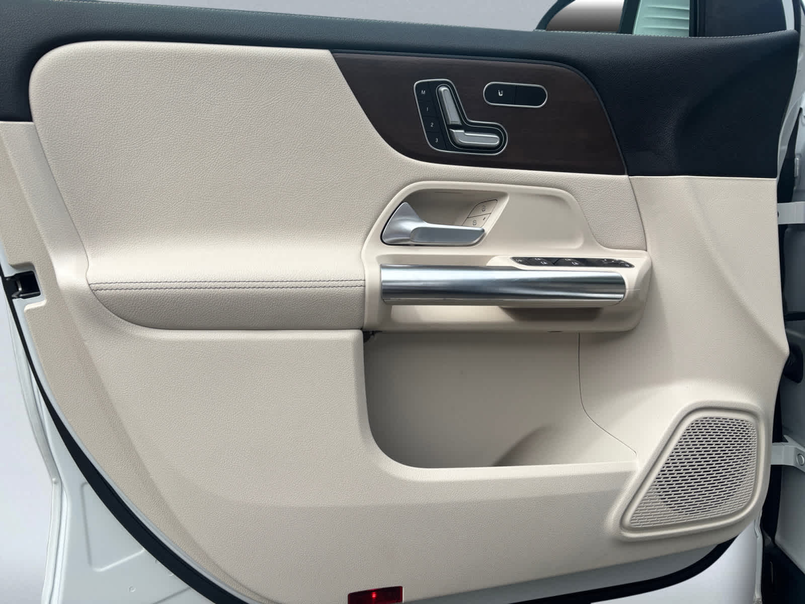 used 2022 Mercedes-Benz GLA 250 car, priced at $31,997