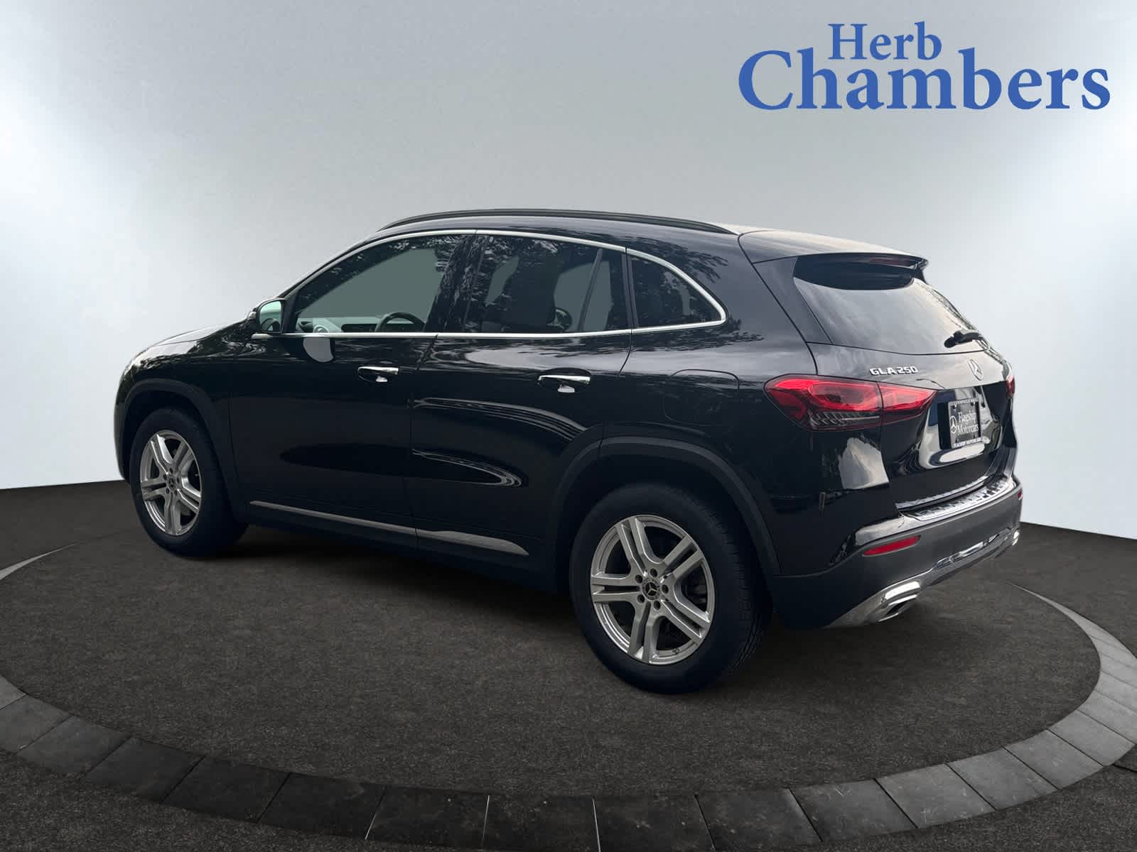 used 2023 Mercedes-Benz GLA 250 car, priced at $31,998