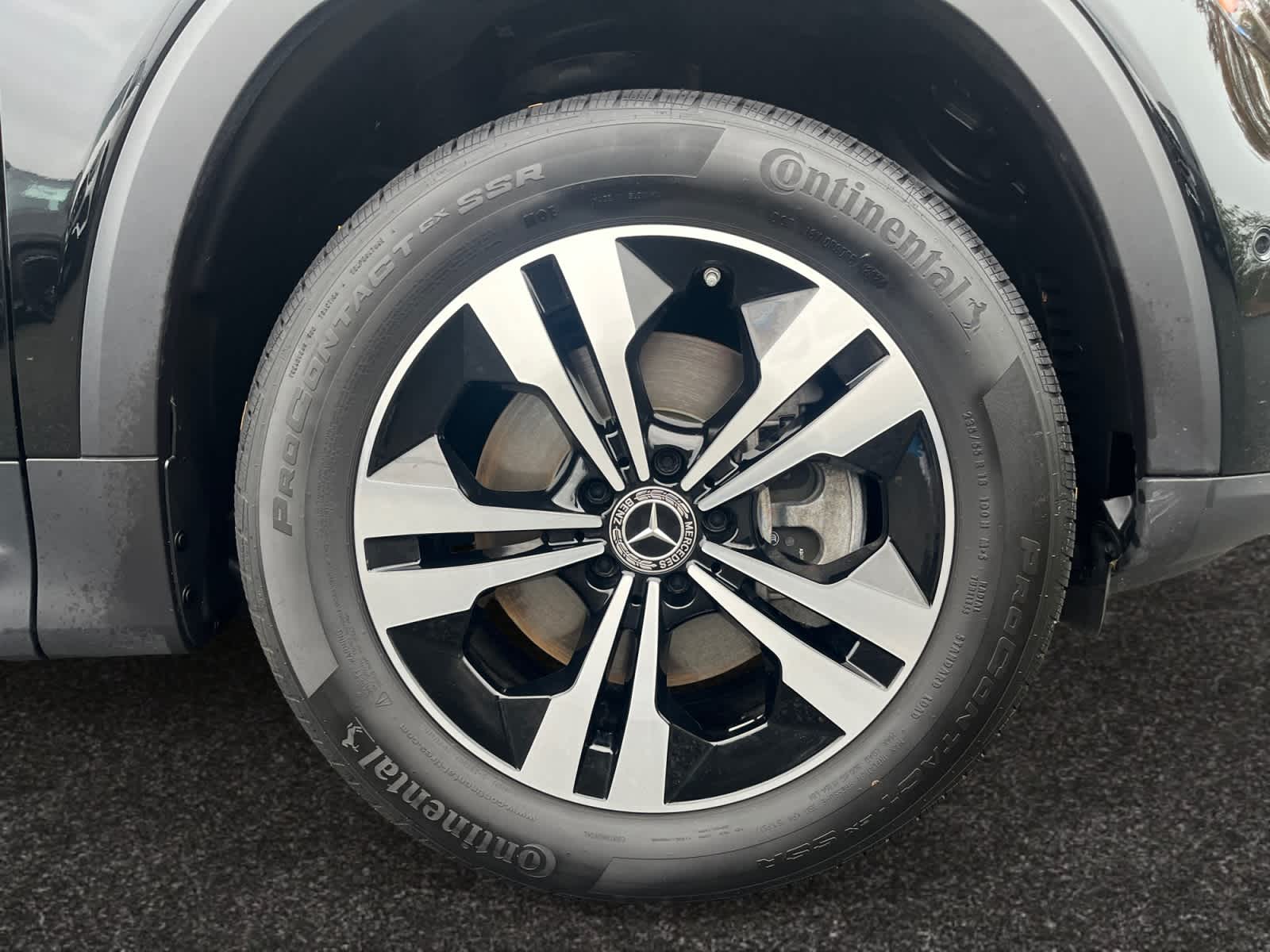 used 2025 Mercedes-Benz GLB 250 car, priced at $43,497