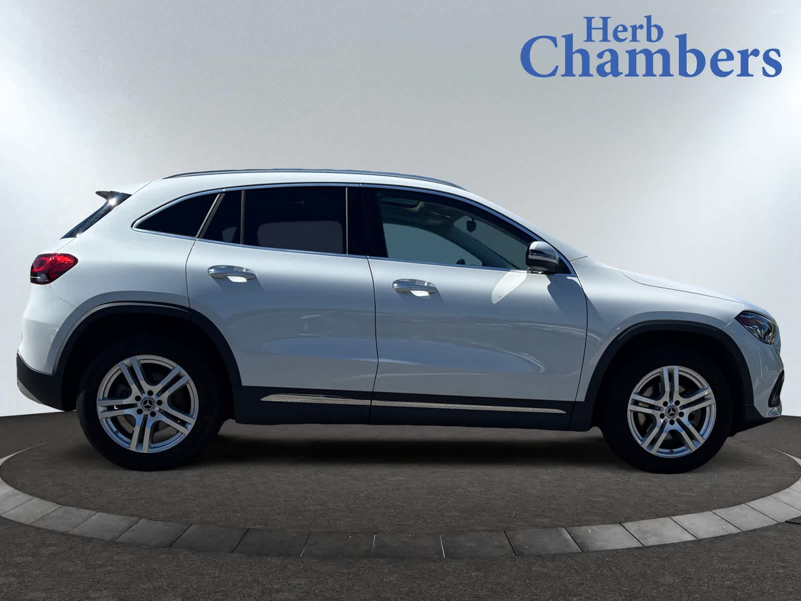 used 2022 Mercedes-Benz GLA 250 car, priced at $31,997