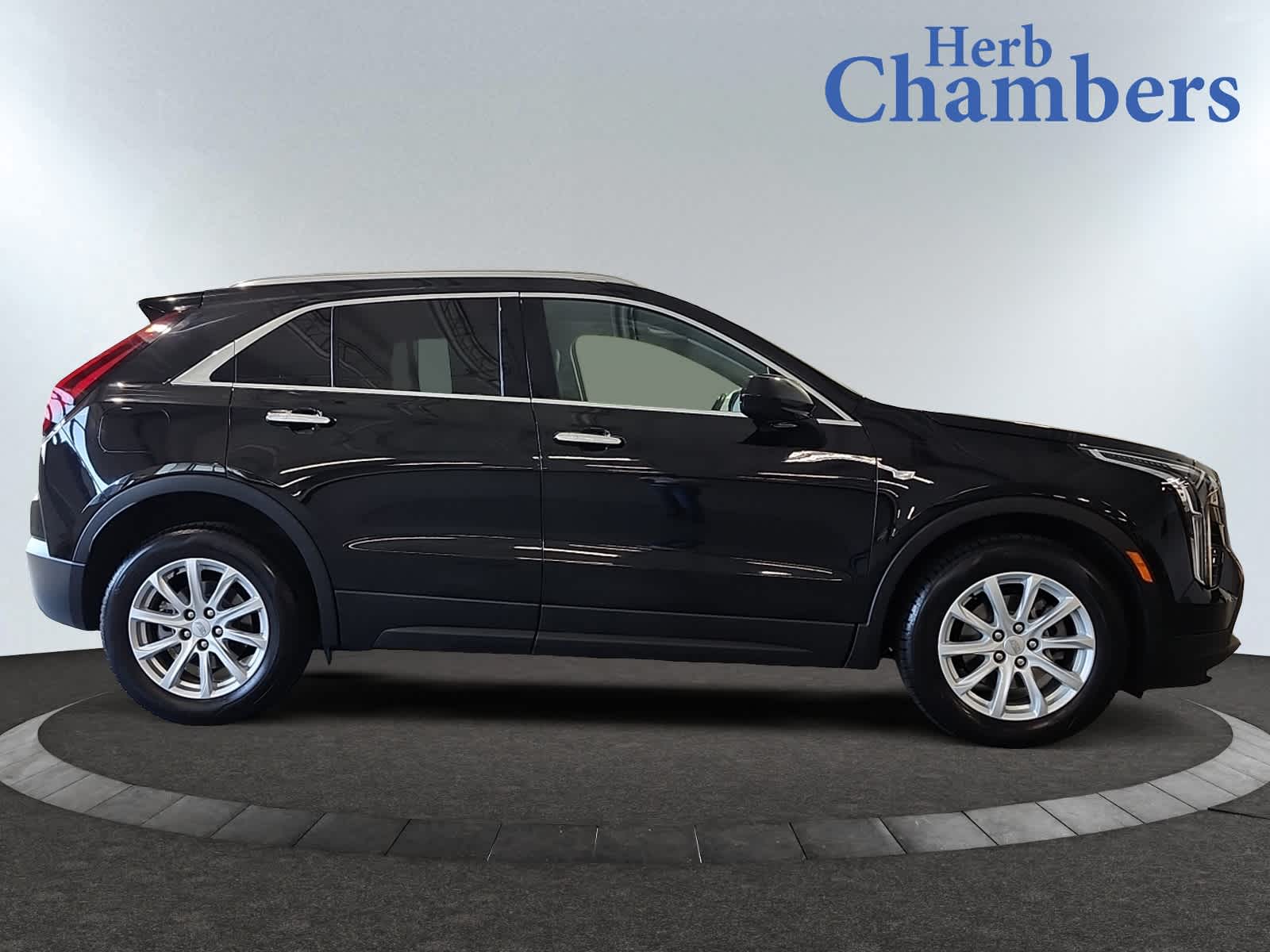 used 2023 Cadillac XT4 car, priced at $24,497