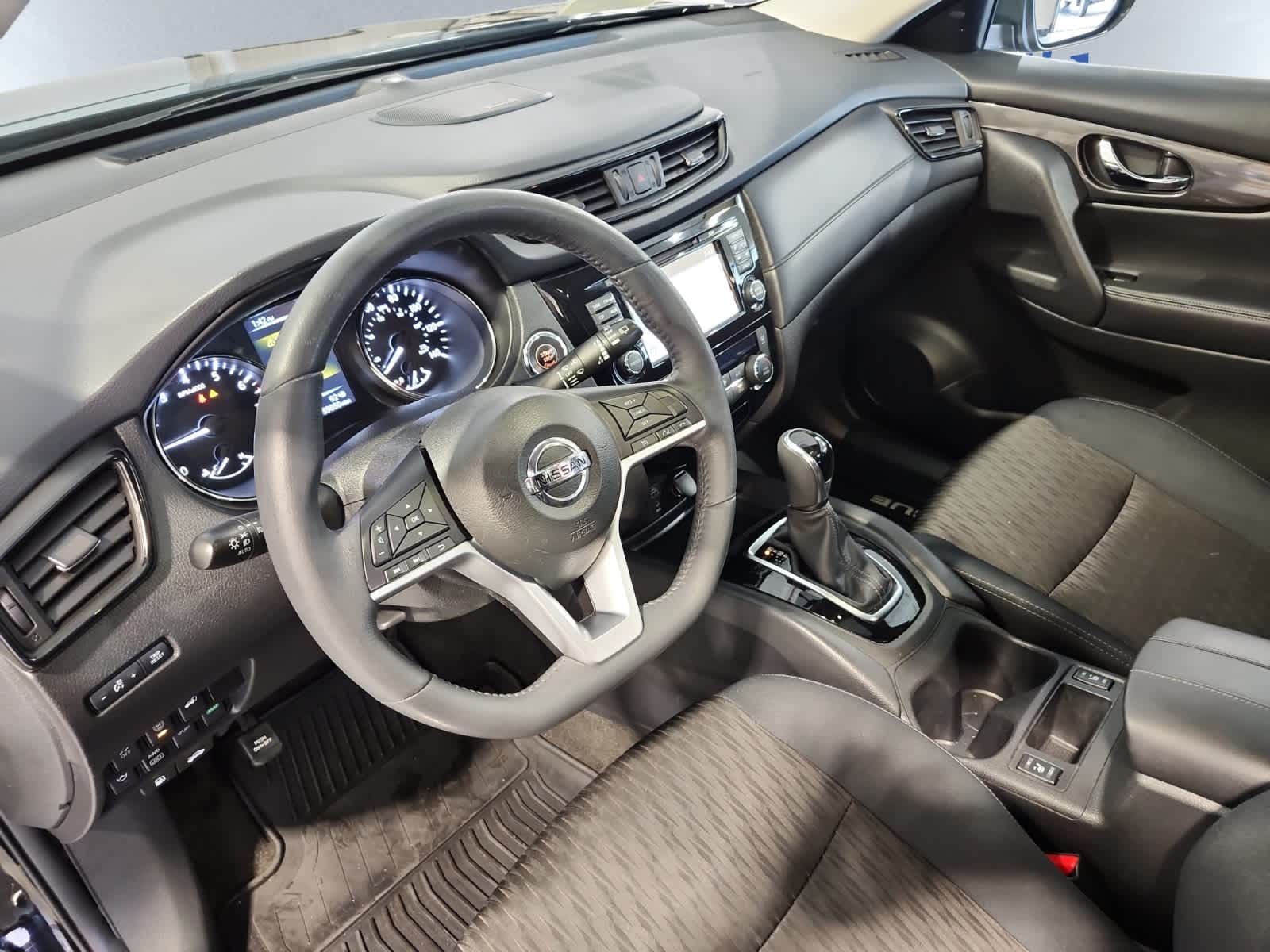 used 2017 Nissan Rogue car, priced at $13,496