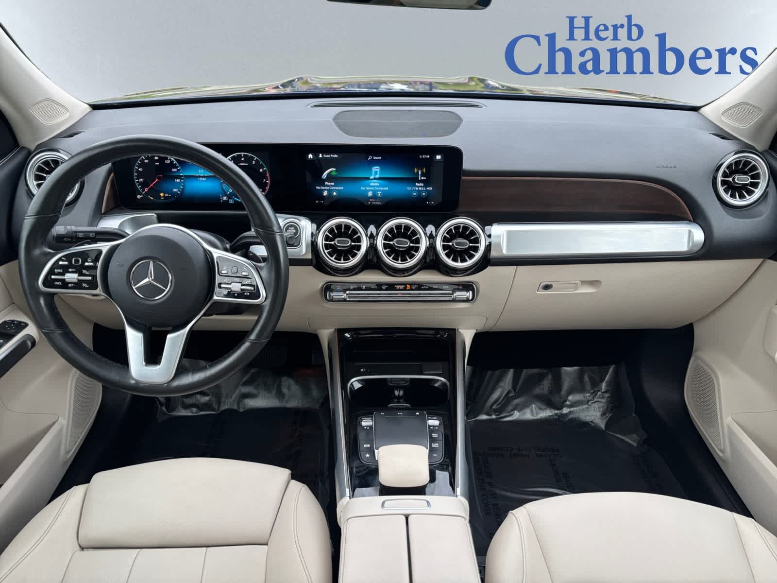 used 2022 Mercedes-Benz GLB 250 car, priced at $28,897