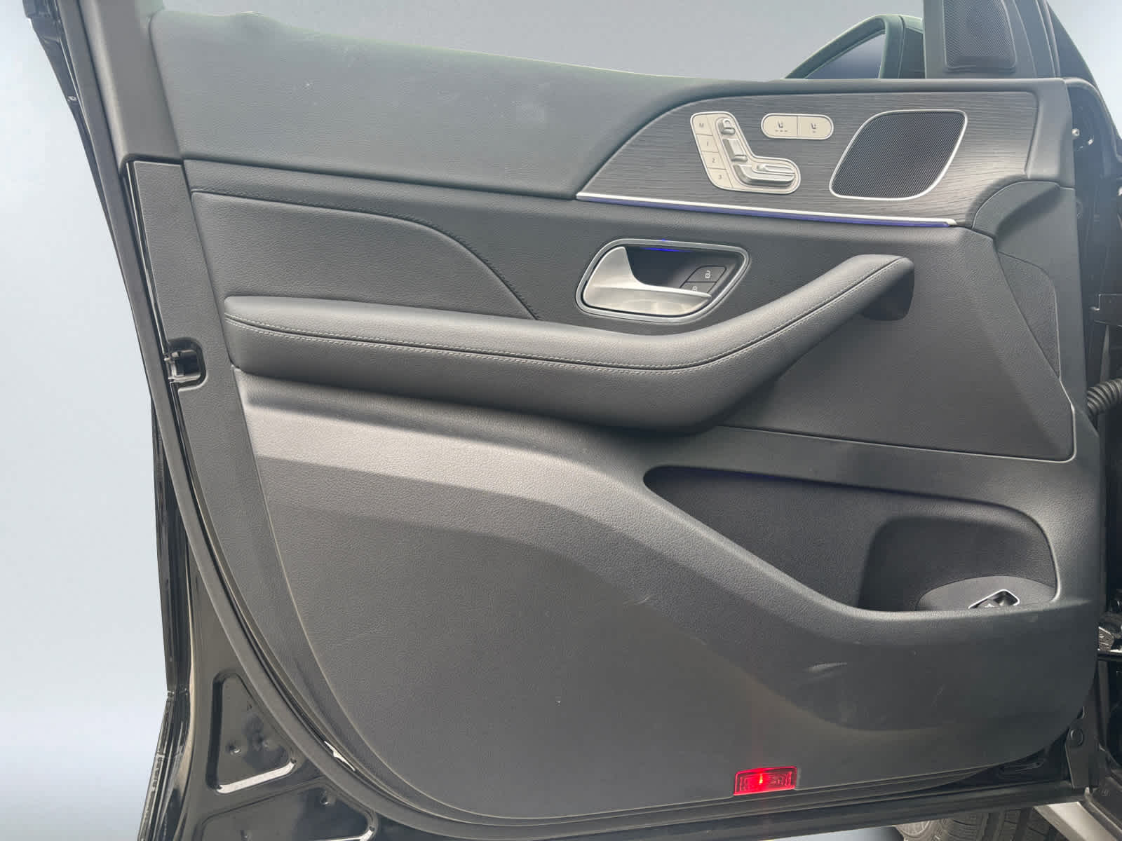 used 2025 Mercedes-Benz GLE 350 car, priced at $58,497