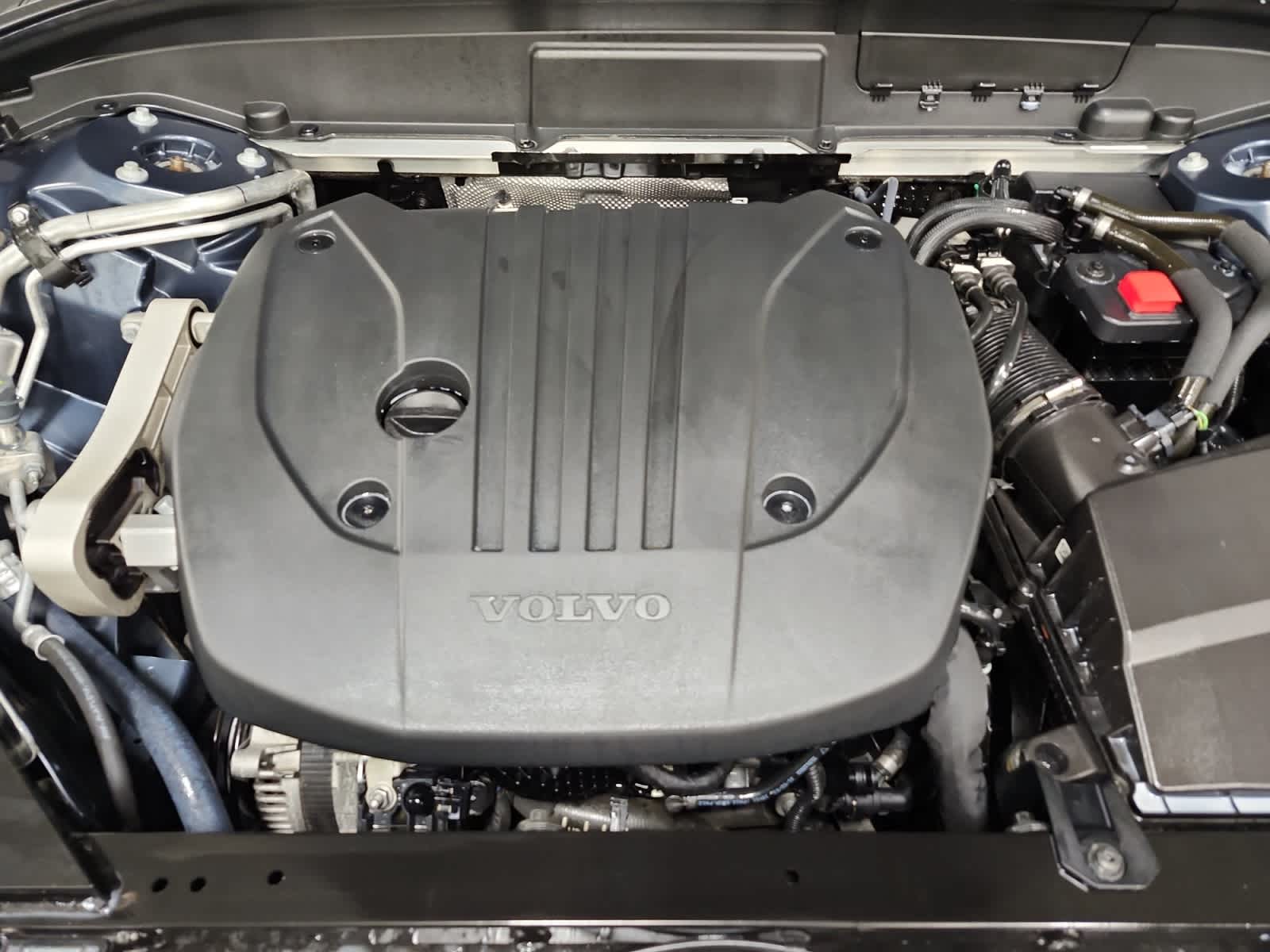 used 2022 Volvo XC60 car, priced at $30,096