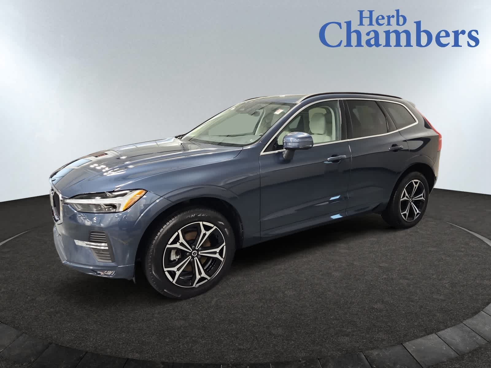 used 2022 Volvo XC60 car, priced at $30,096