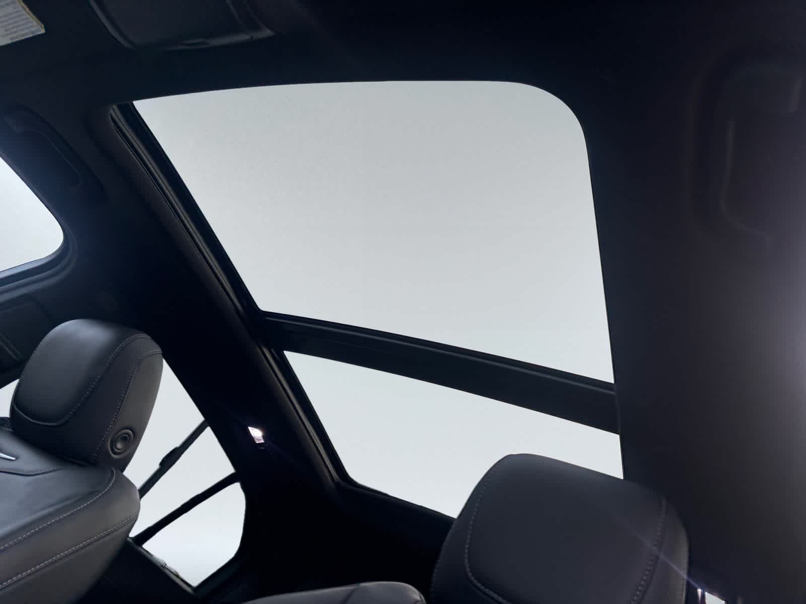 used 2024 Cadillac XT4 car, priced at $35,999