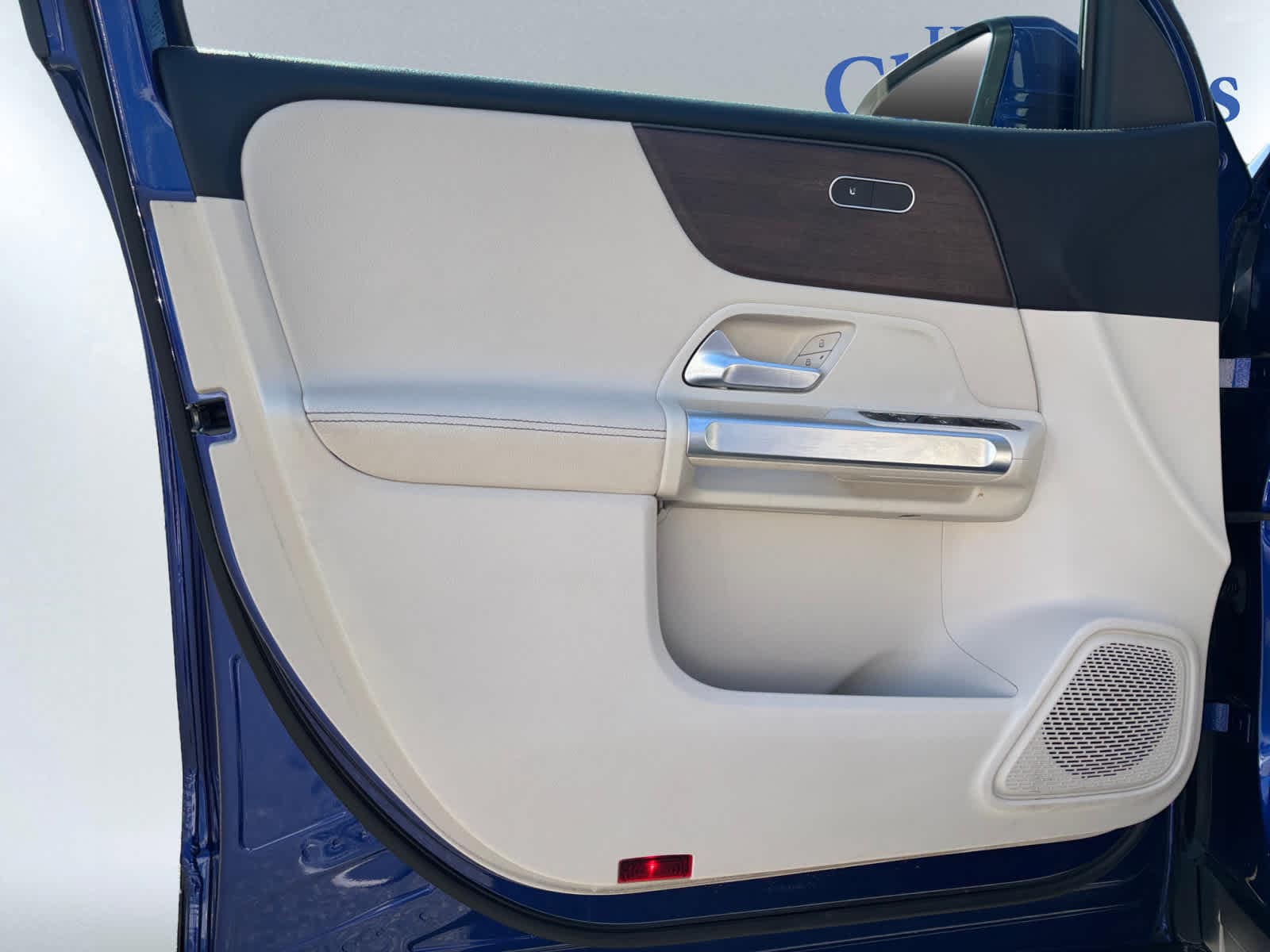 used 2022 Mercedes-Benz GLB 250 car, priced at $28,897