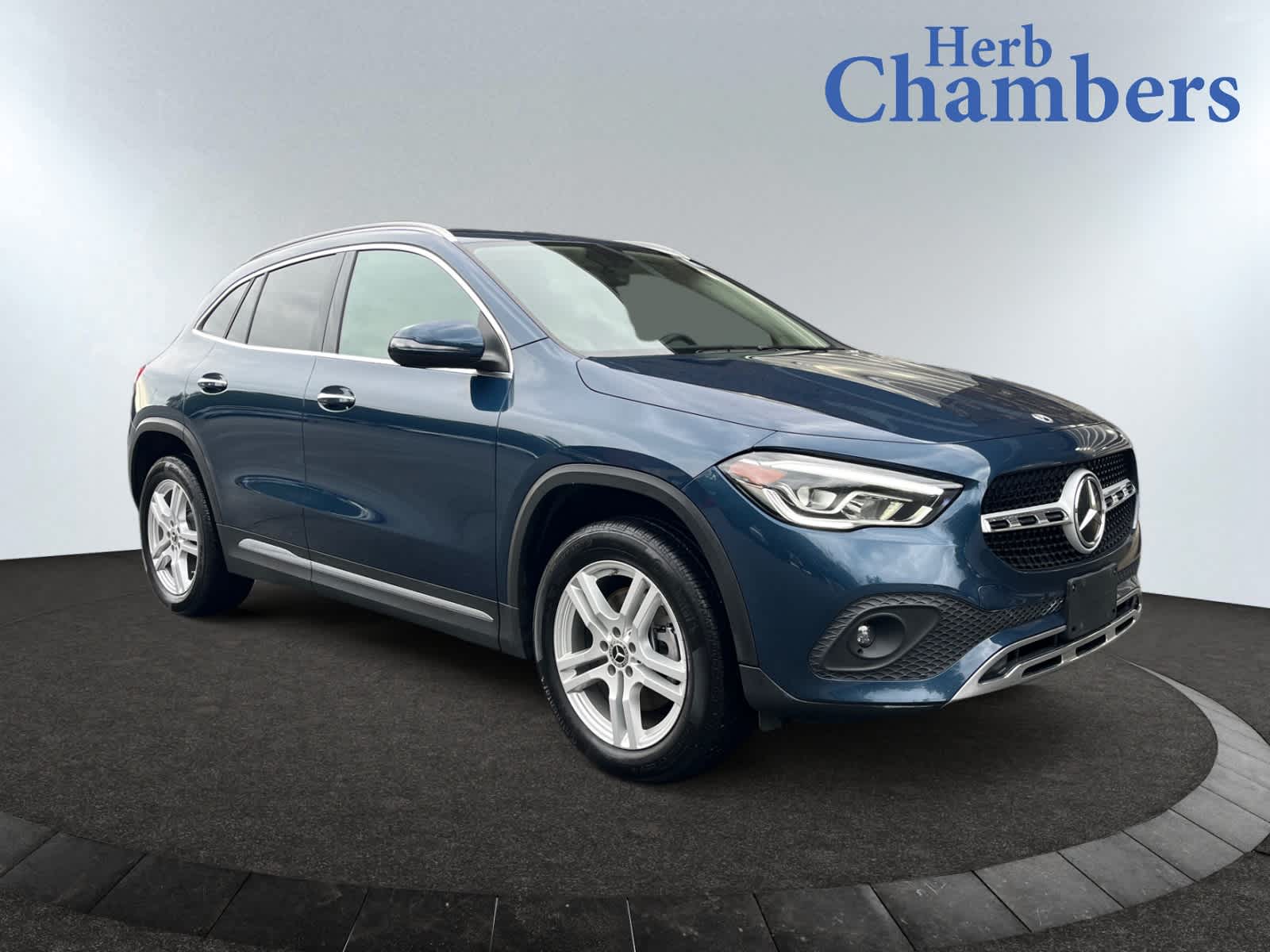used 2021 Mercedes-Benz GLA 250 car, priced at $24,498