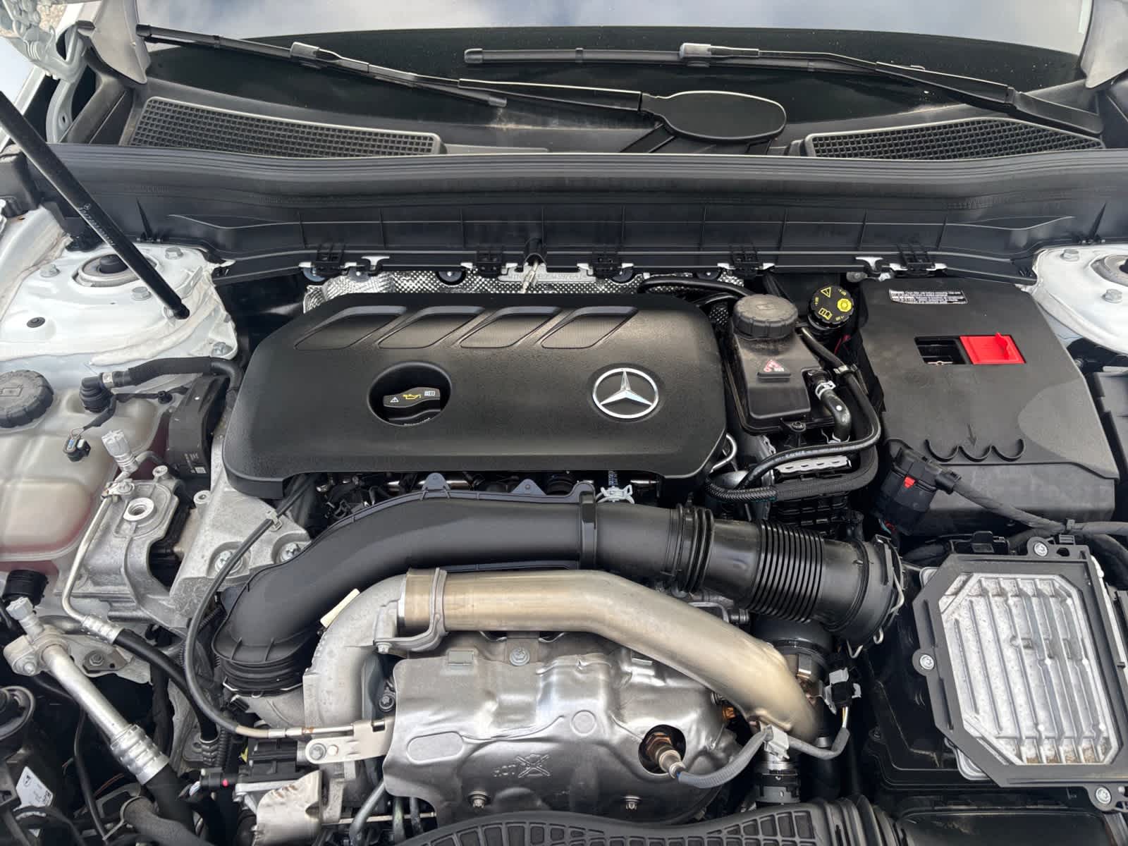 used 2025 Mercedes-Benz GLB 250 car, priced at $47,998