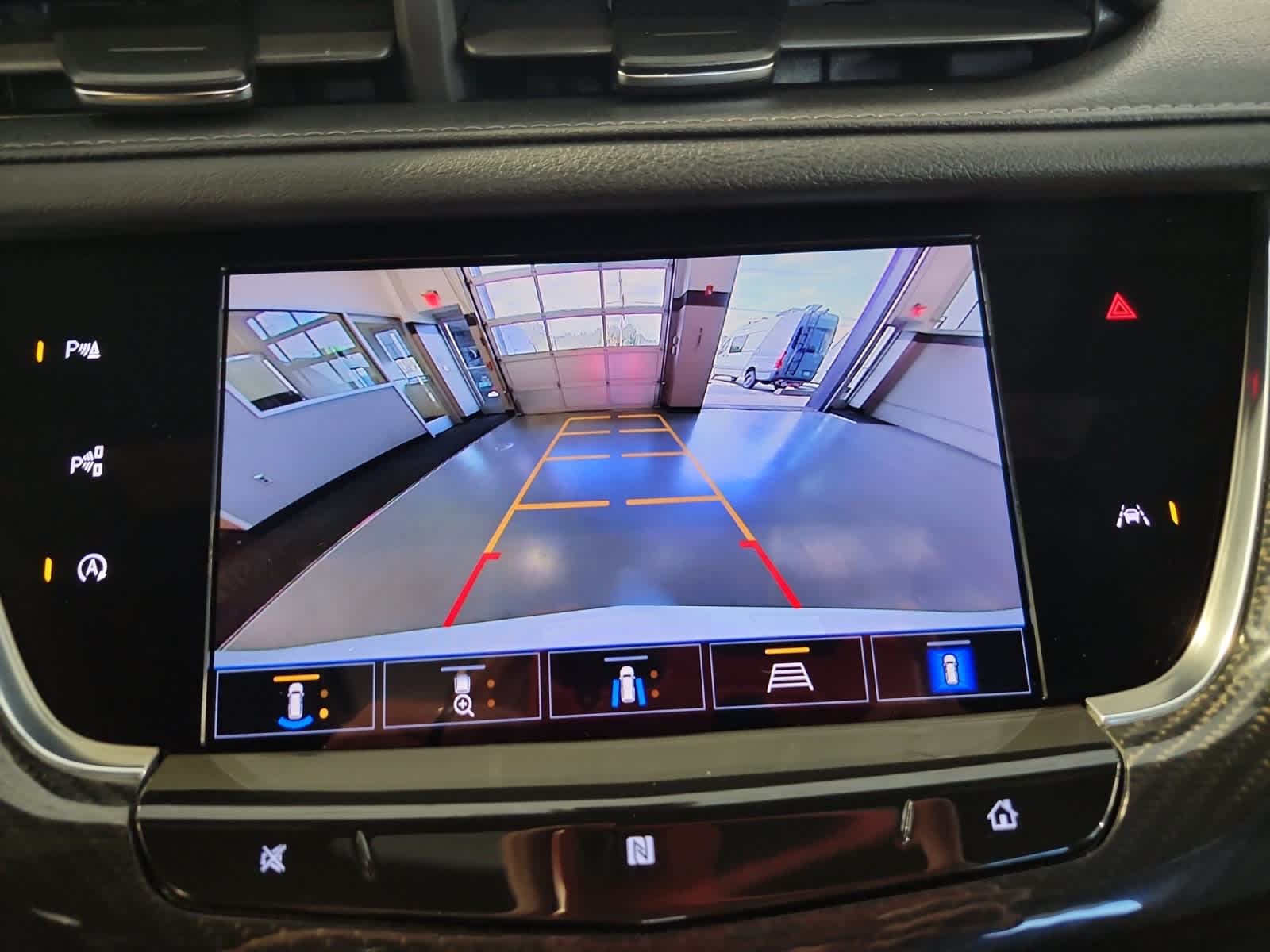 used 2021 Cadillac XT6 car, priced at $28,496