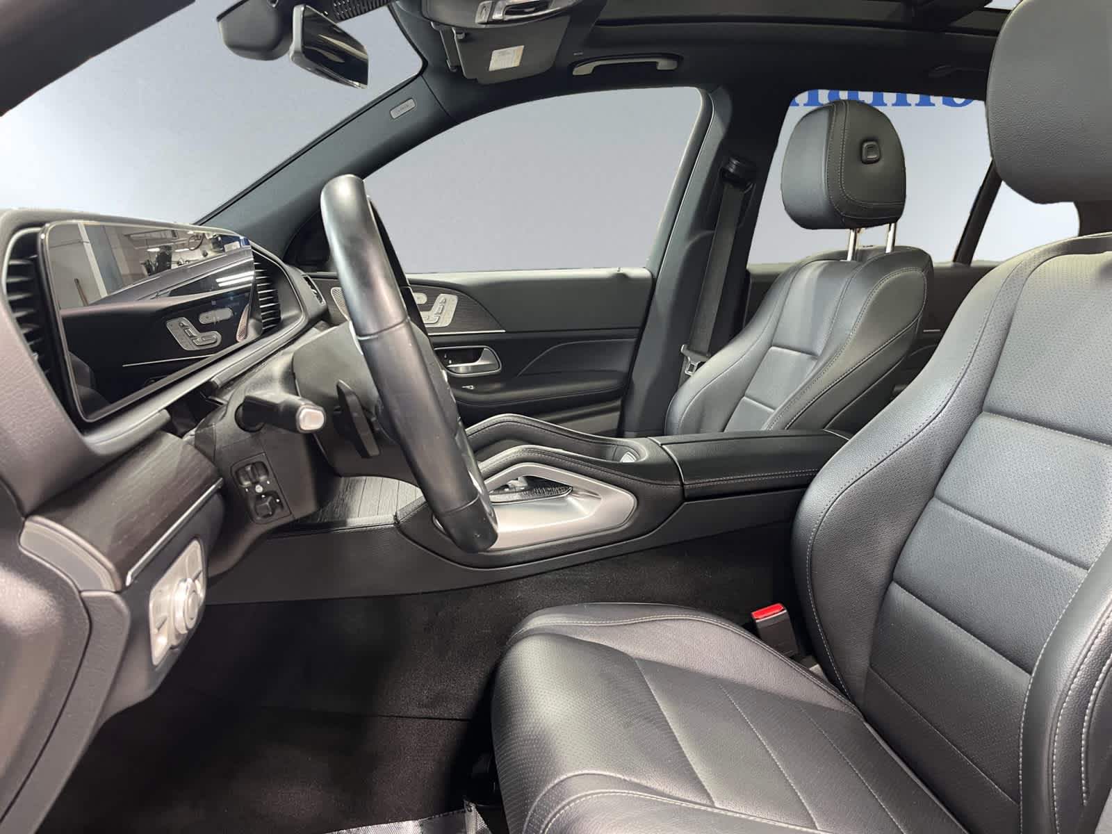 used 2021 Mercedes-Benz GLE 350 car, priced at $34,997