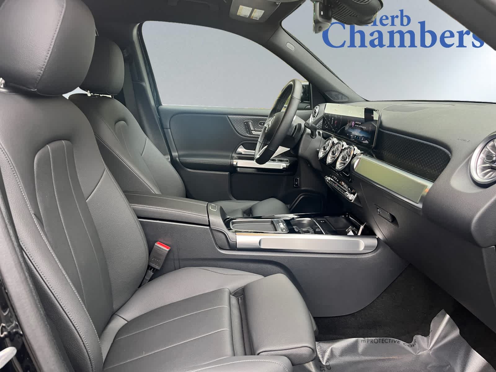 used 2025 Mercedes-Benz GLB 250 car, priced at $43,497