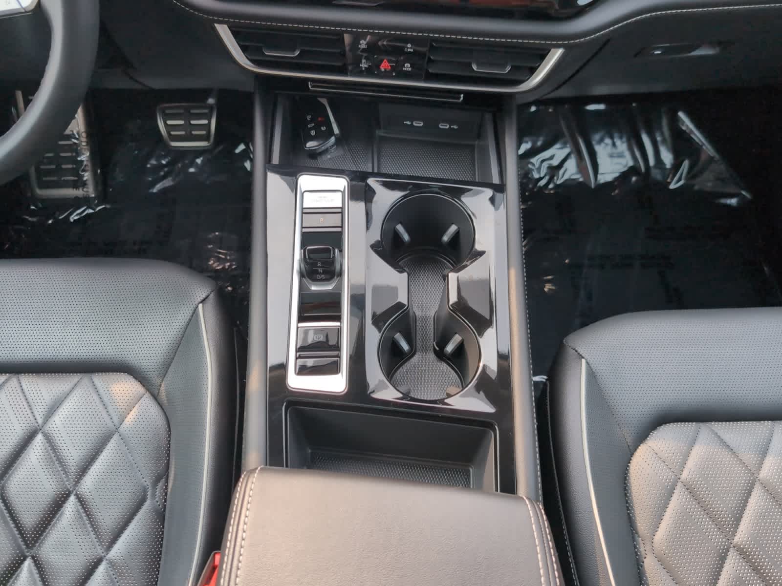 used 2024 Volkswagen Atlas car, priced at $39,988