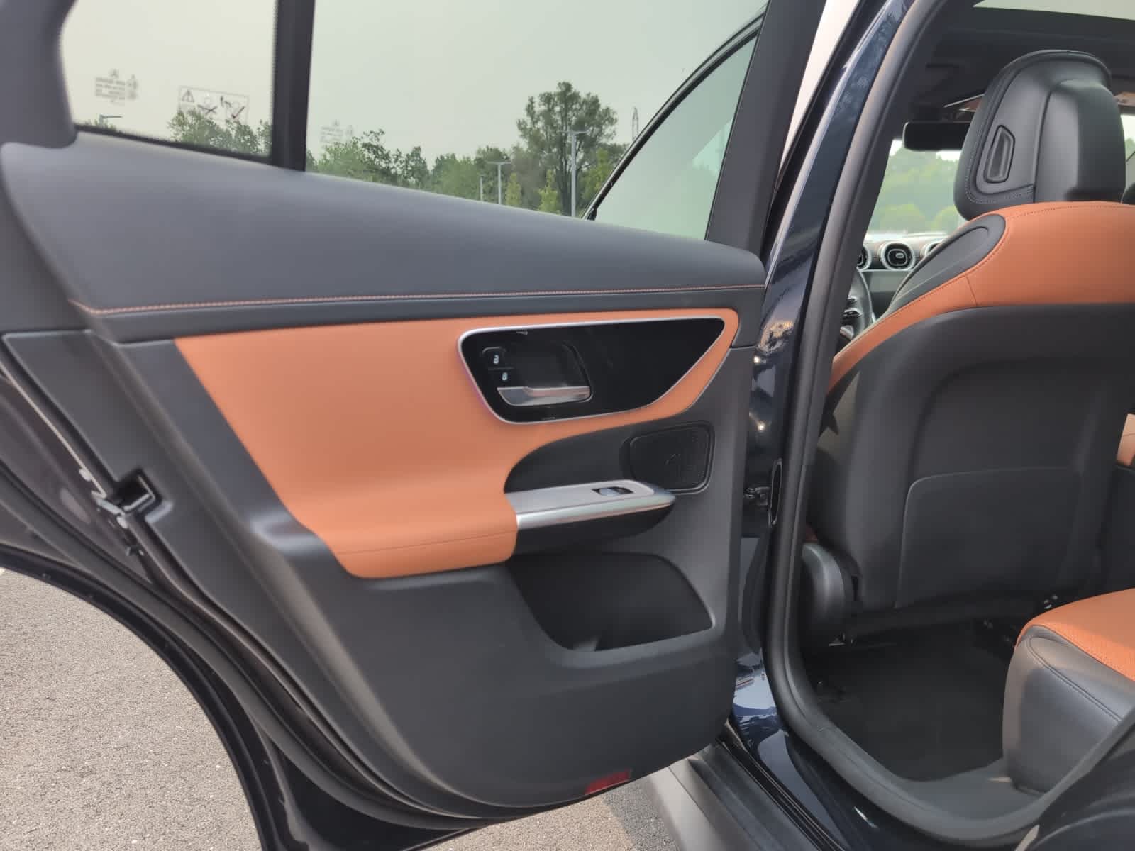 used 2023 Mercedes-Benz GLC 300 car, priced at $47,998