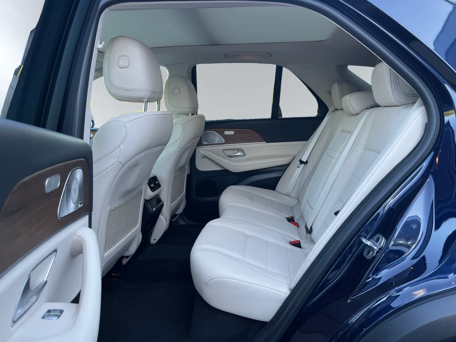 used 2022 Mercedes-Benz GLE 450 car, priced at $51,988