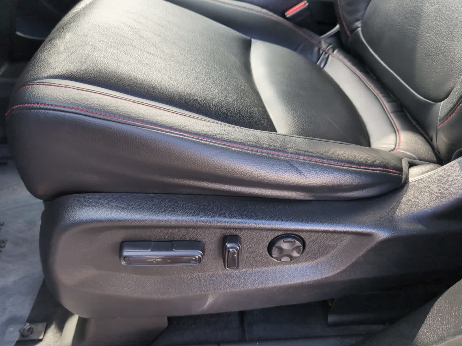 used 2023 Honda Odyssey car, priced at $32,388