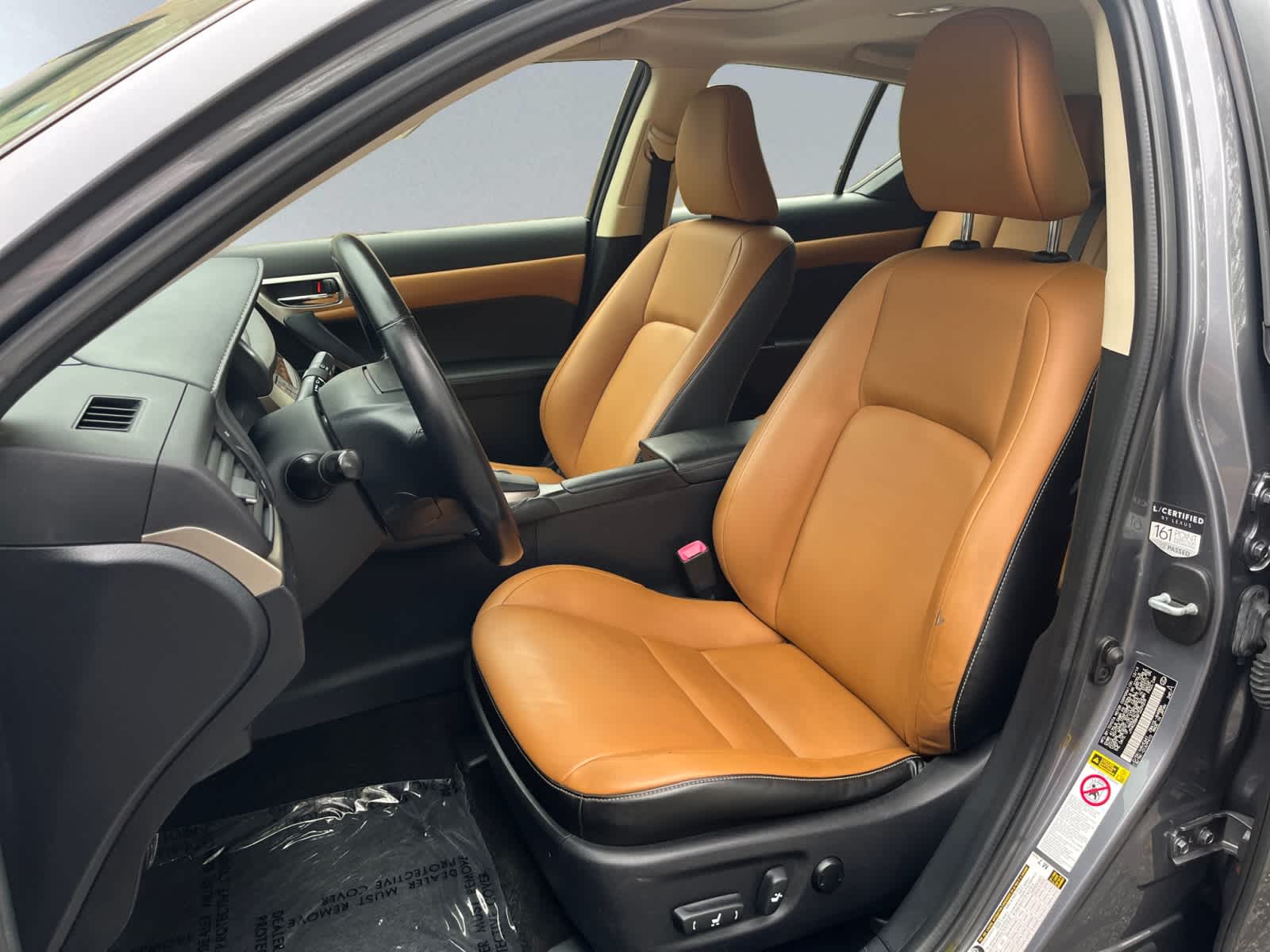 used 2015 Lexus CT 200h car, priced at $13,988