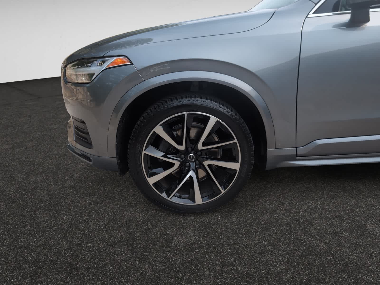 used 2020 Volvo XC90 car, priced at $31,988