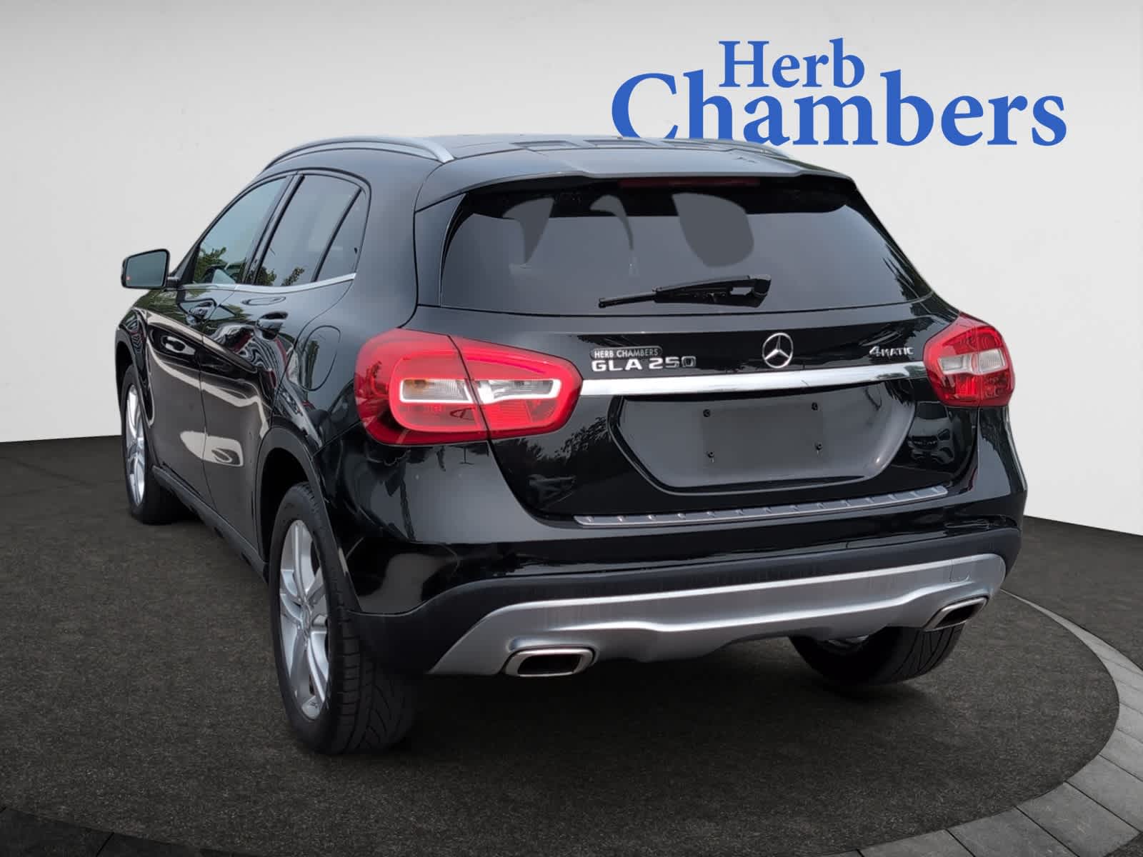 used 2017 Mercedes-Benz GLA 250 car, priced at $14,488