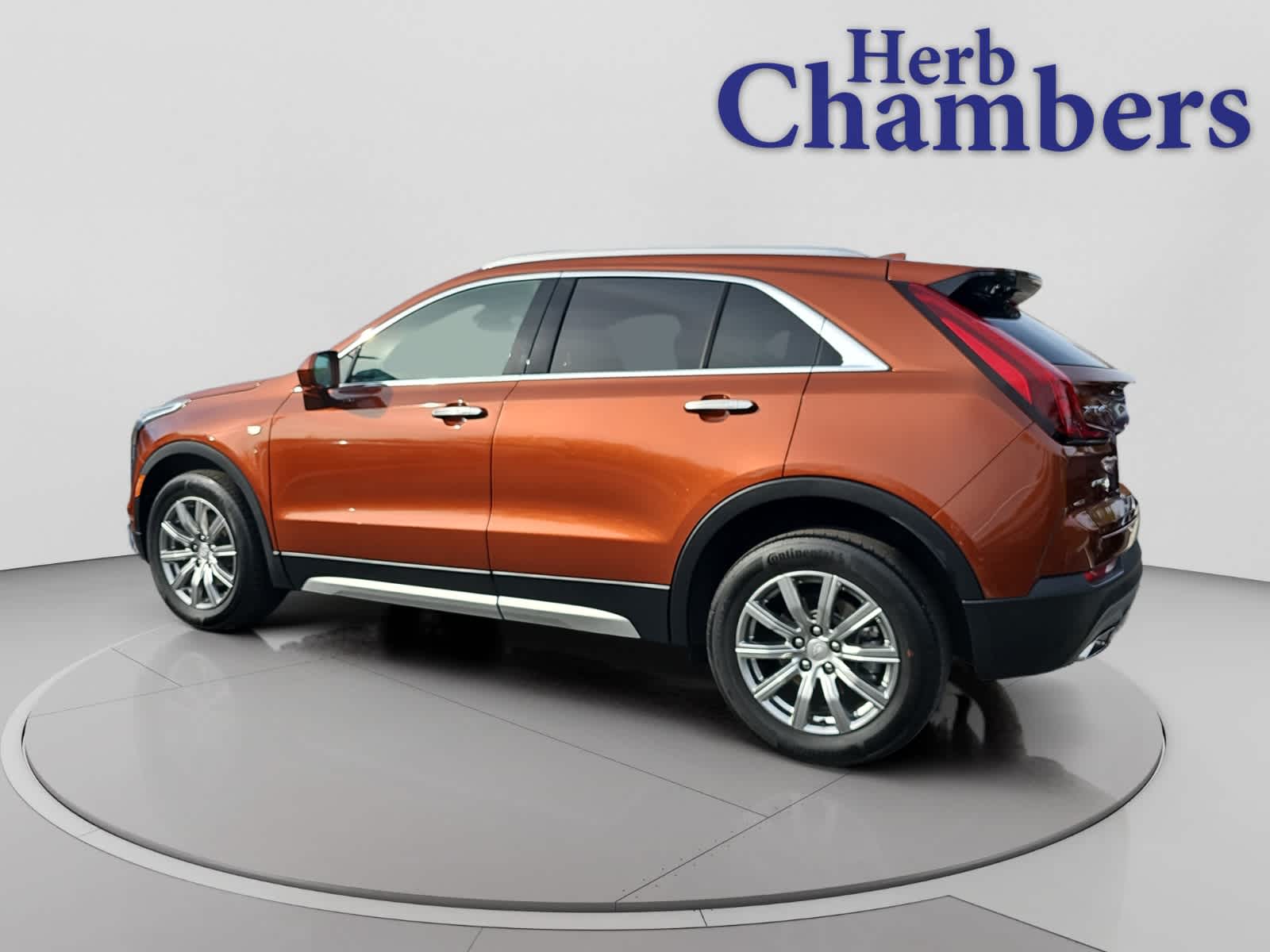 used 2019 Cadillac XT4 car, priced at $22,988