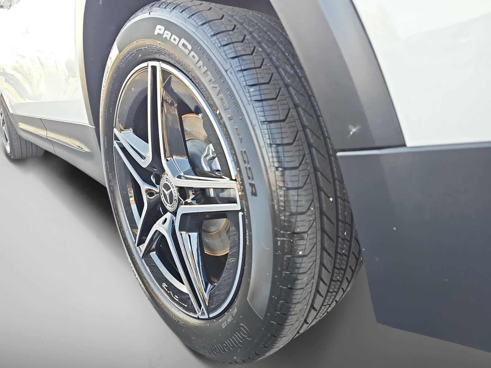 used 2025 Mercedes-Benz GLB 250 car, priced at $47,487