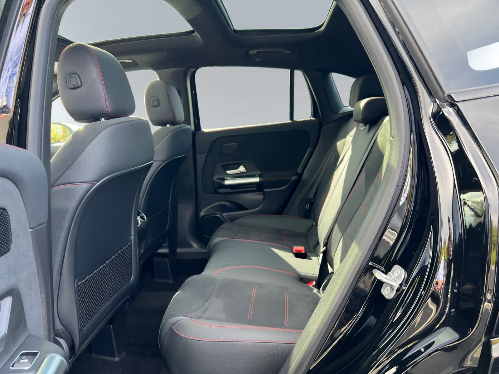 used 2025 Mercedes-Benz GLA 250 car, priced at $46,497