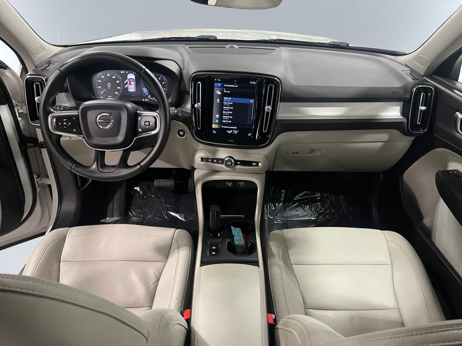 used 2019 Volvo XC40 car, priced at $20,998