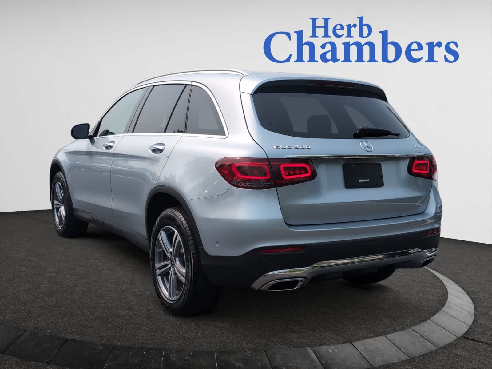used 2021 Mercedes-Benz GLC 300 car, priced at $31,998