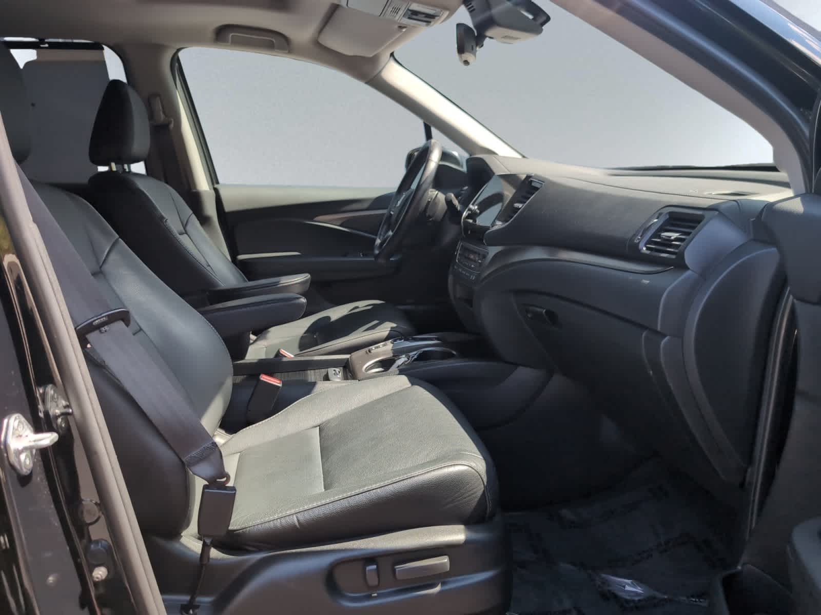 used 2021 Honda Pilot car, priced at $28,988
