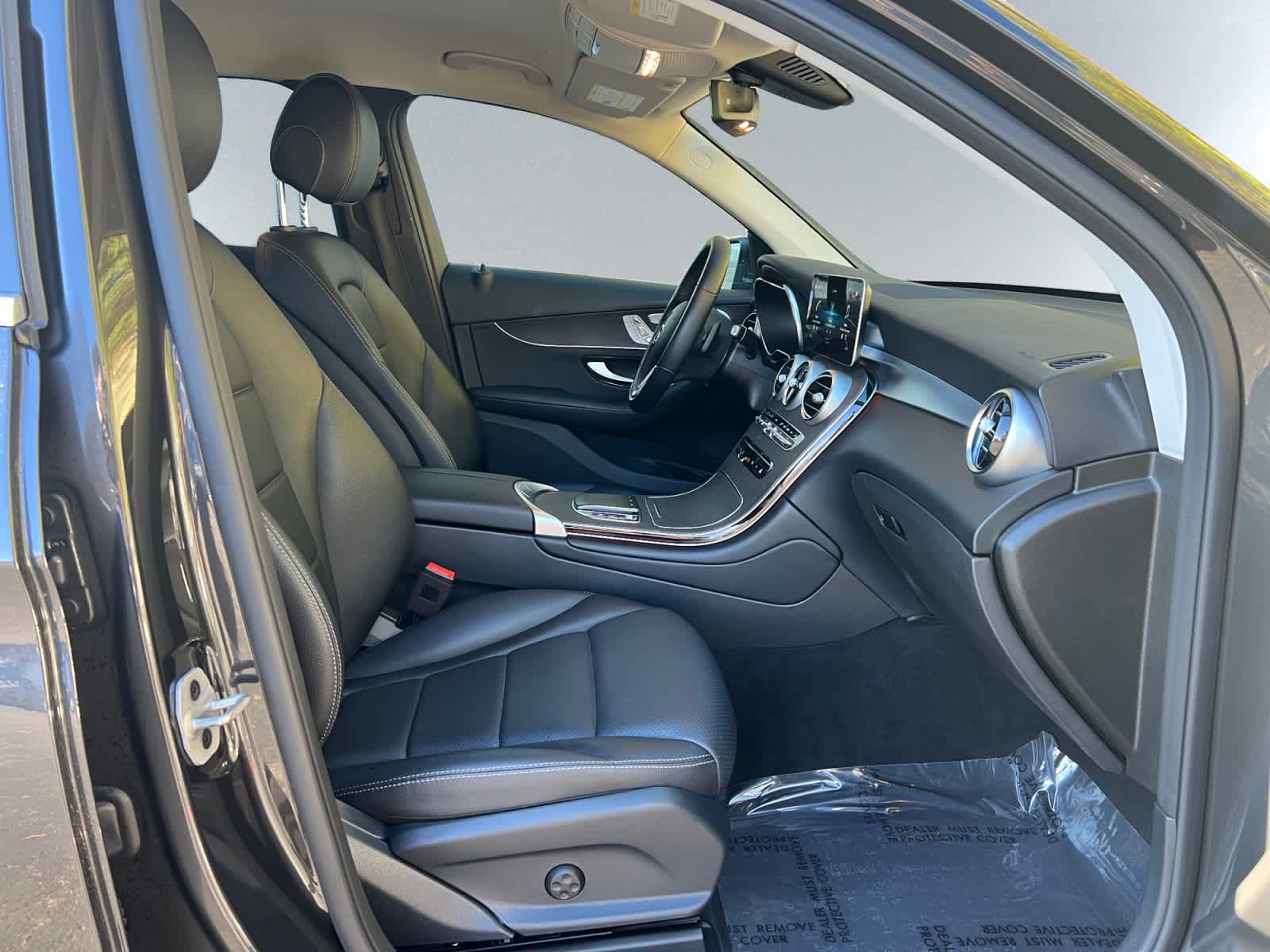 used 2021 Mercedes-Benz GLC 300 car, priced at $27,987