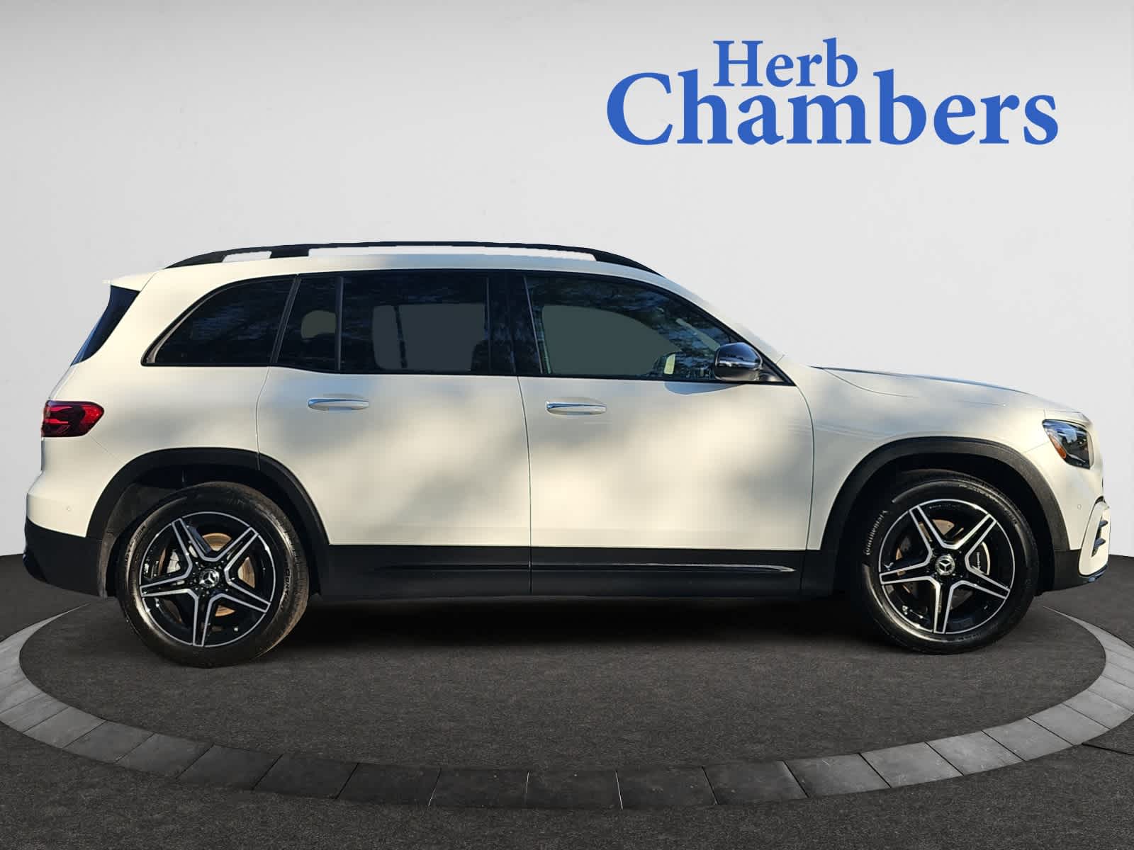 used 2025 Mercedes-Benz GLB 250 car, priced at $47,487