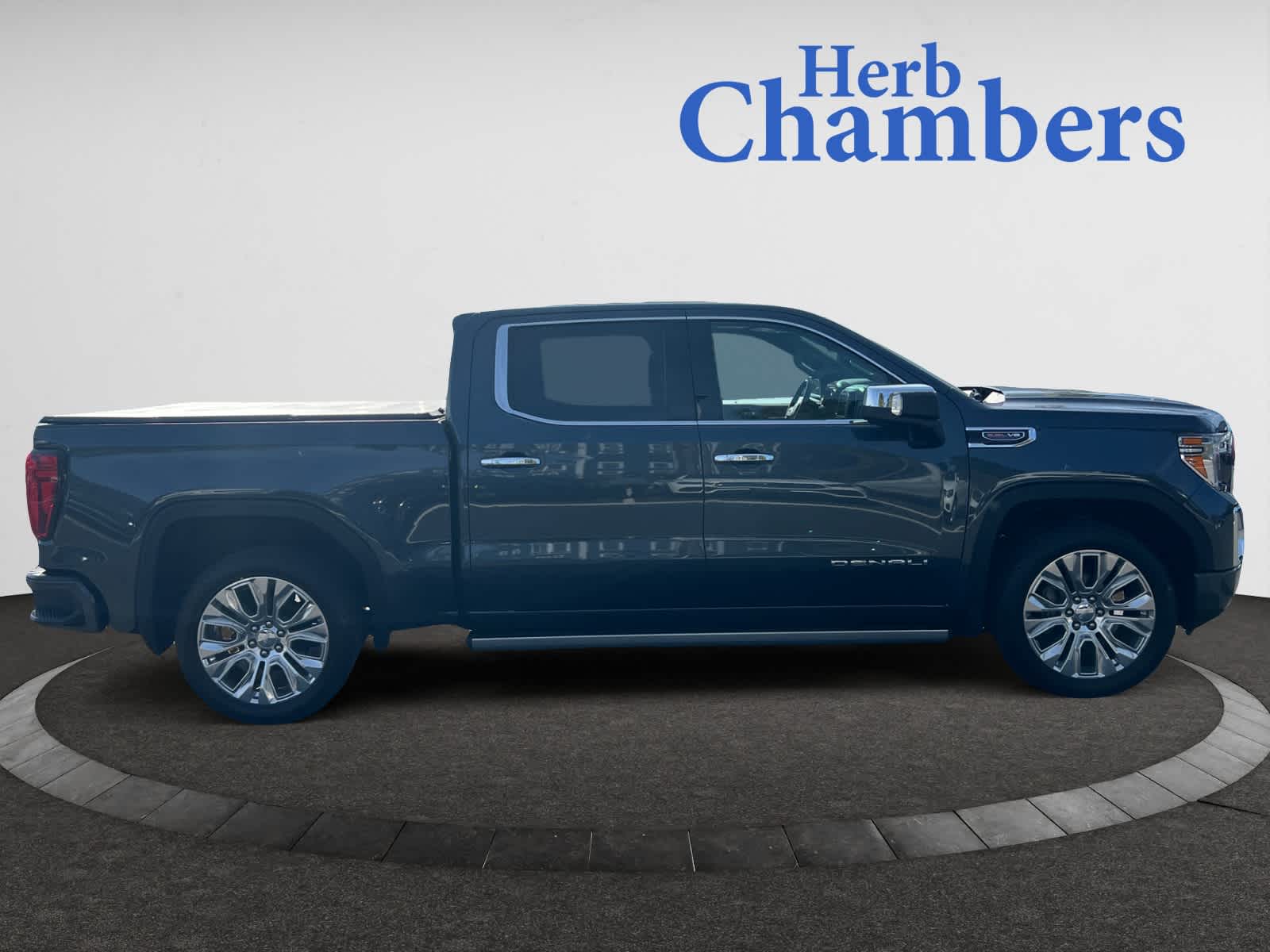 used 2020 GMC Sierra 1500 car, priced at $37,987