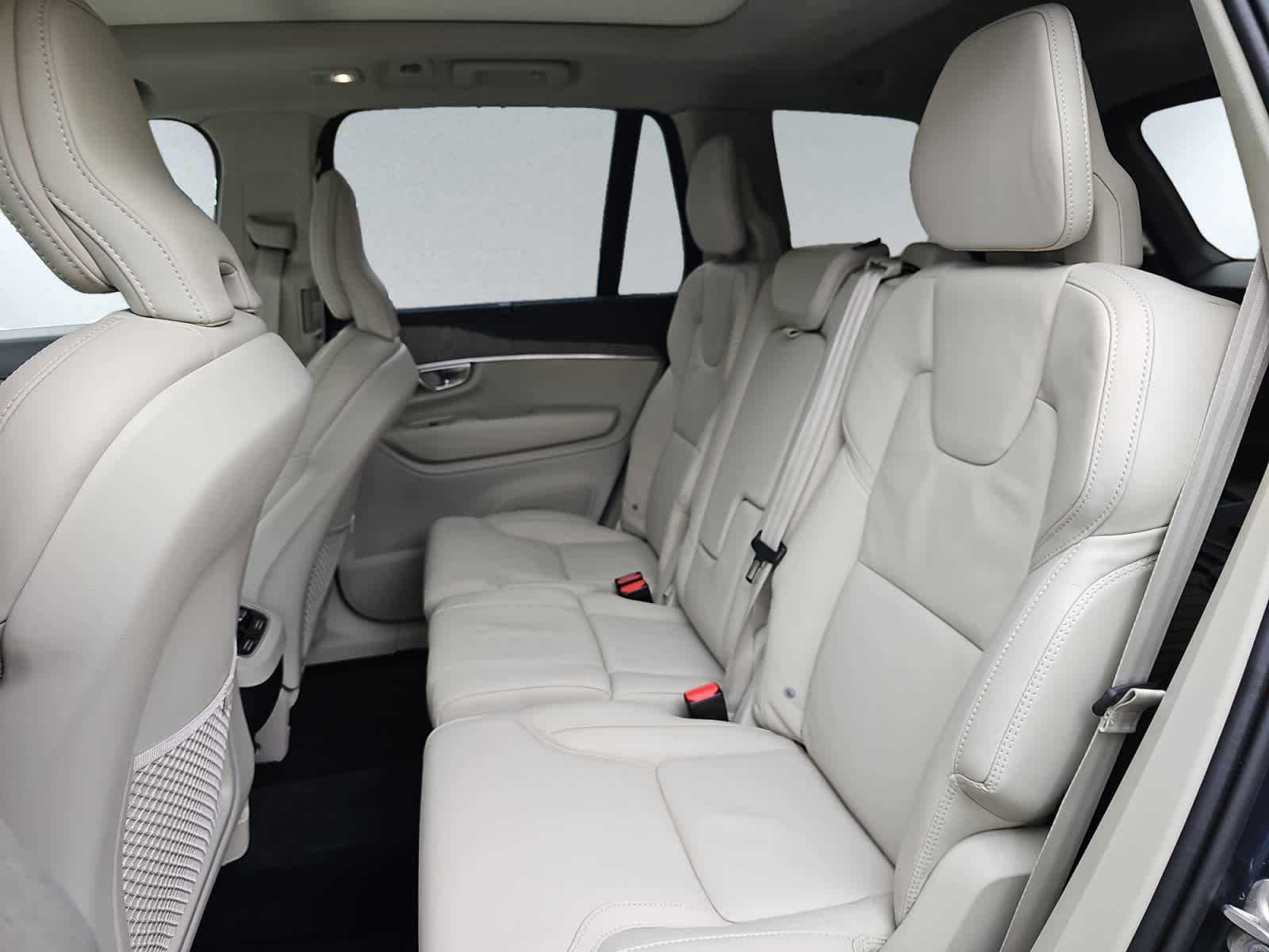 used 2024 Volvo XC90 car, priced at $45,987