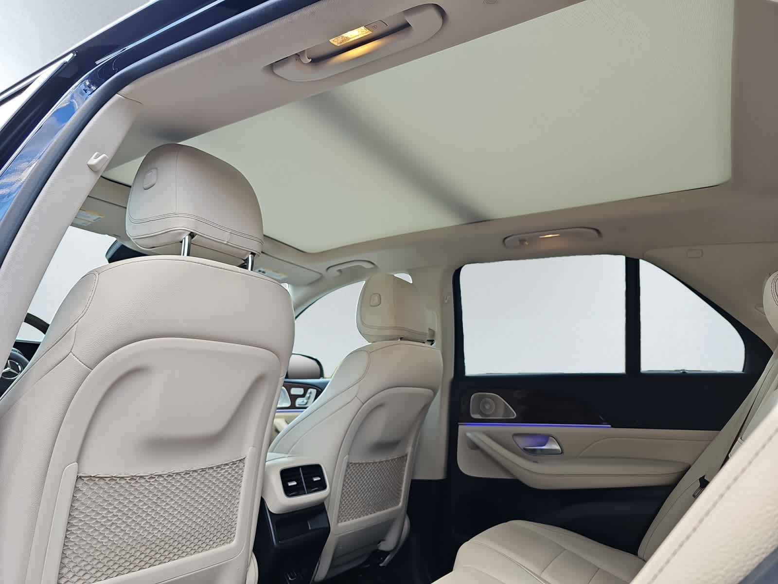 used 2022 Mercedes-Benz GLE 350 car, priced at $38,487