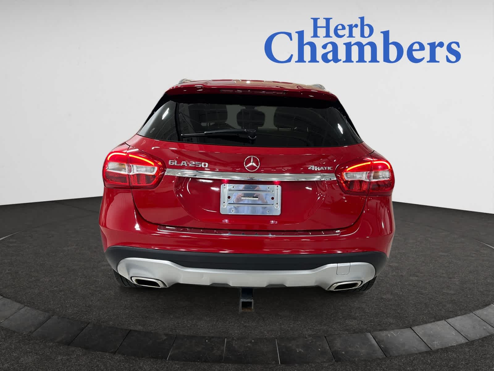 used 2018 Mercedes-Benz GLA 250 car, priced at $13,987