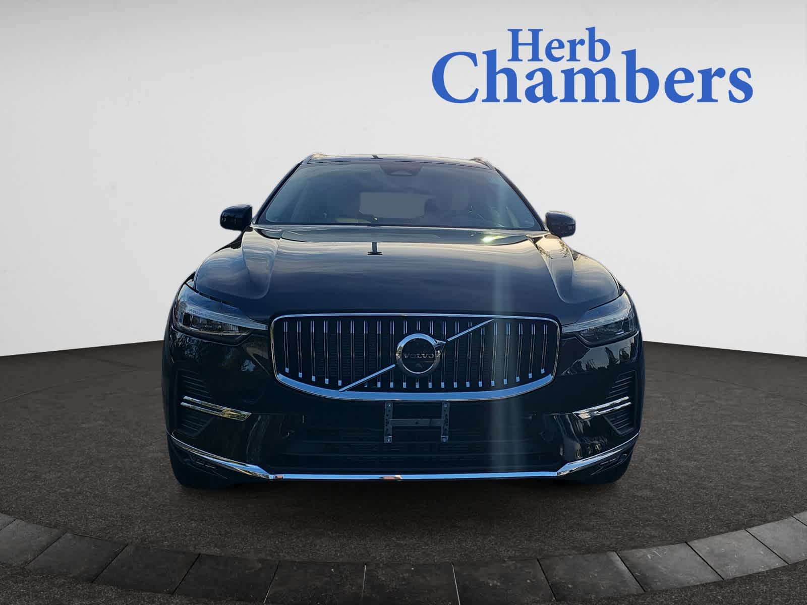 used 2023 Volvo XC60 car, priced at $35,387