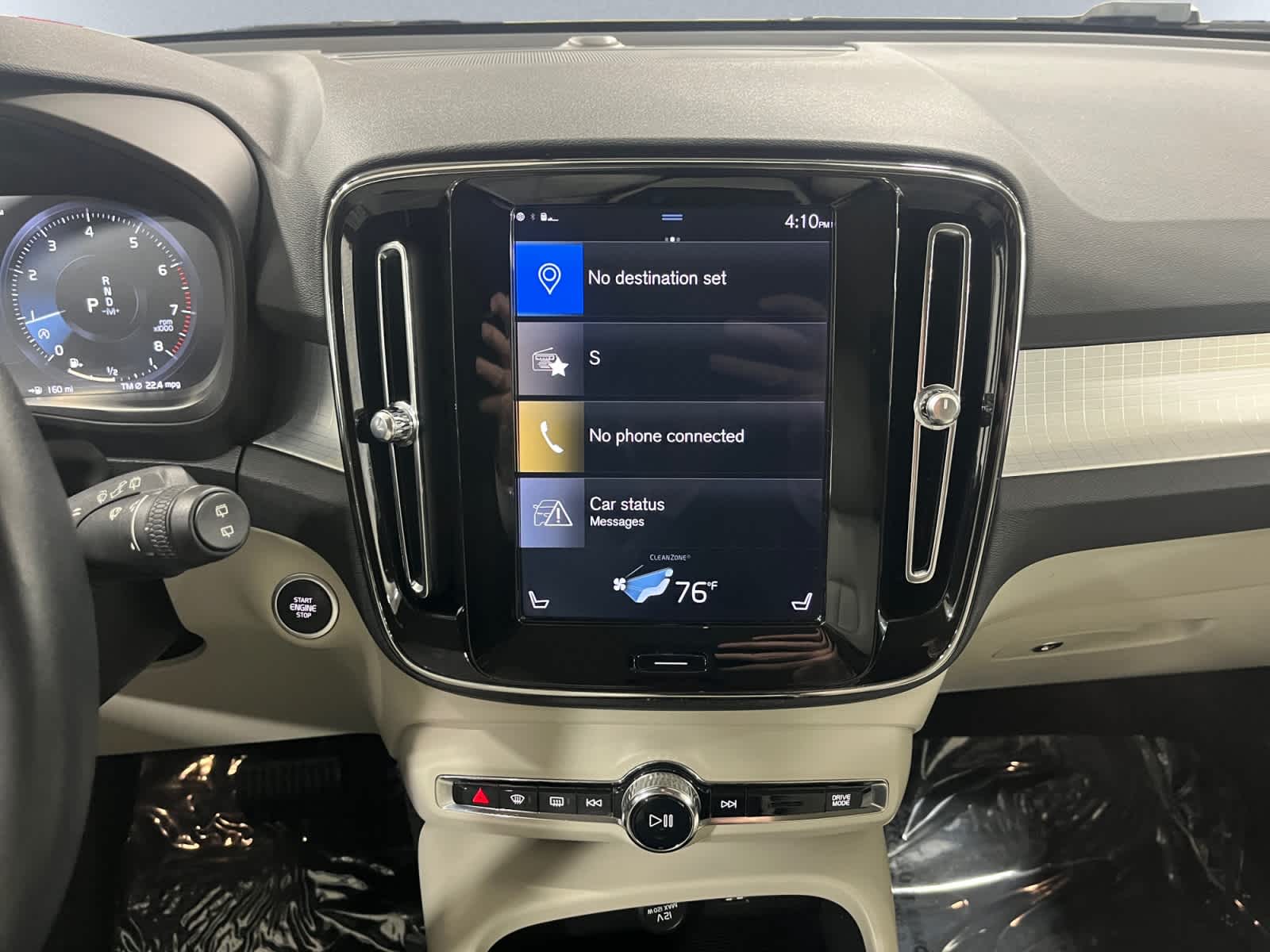 used 2019 Volvo XC40 car, priced at $20,998