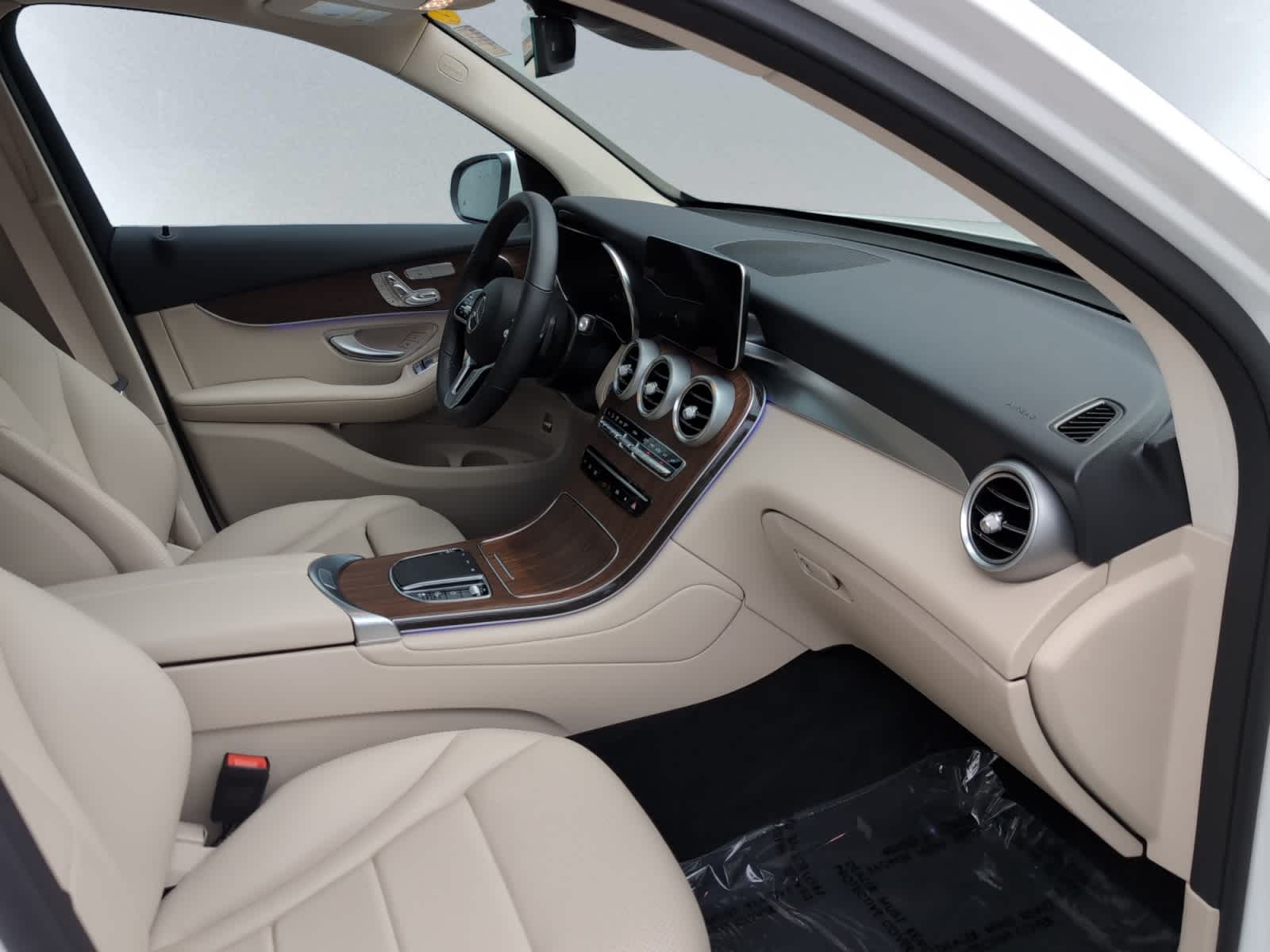 used 2022 Mercedes-Benz GLC 300 car, priced at $35,998