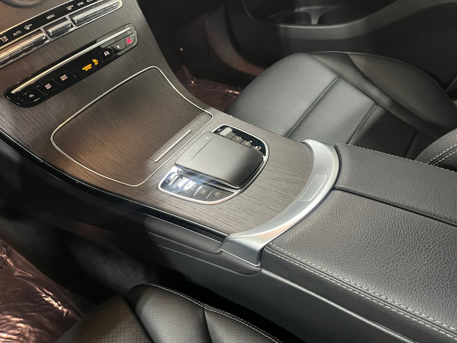 used 2022 Mercedes-Benz GLC 300 car, priced at $37,497