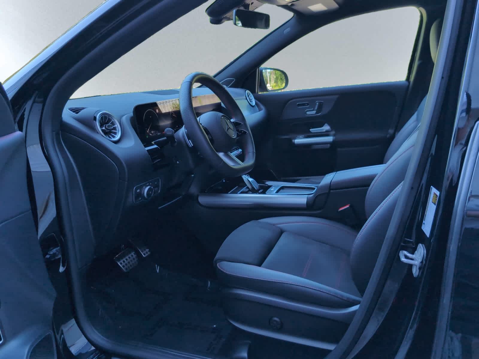 used 2025 Mercedes-Benz GLA 250 car, priced at $43,488